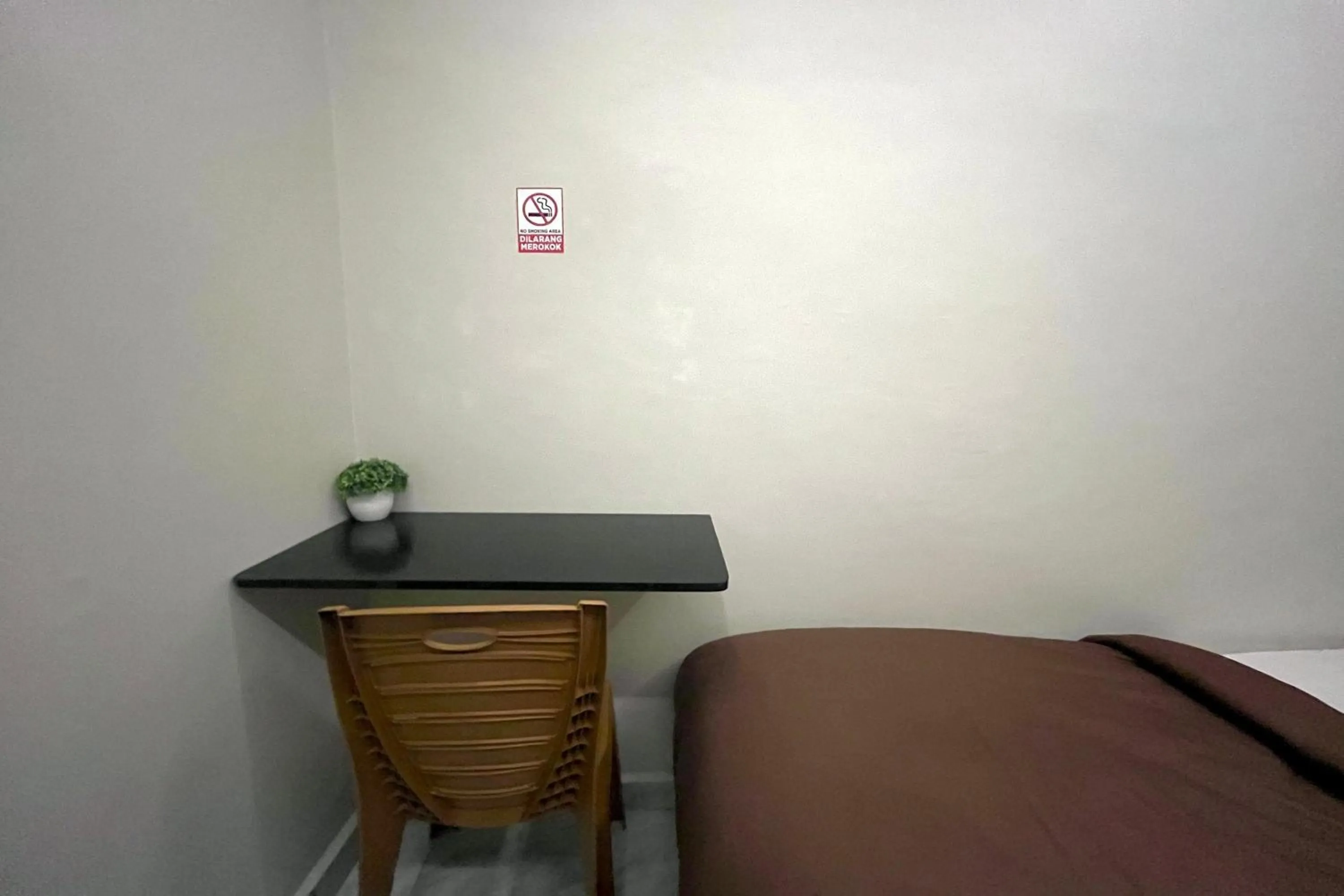 Bedroom, Bed in Gratia Guesthouse Syari'ah