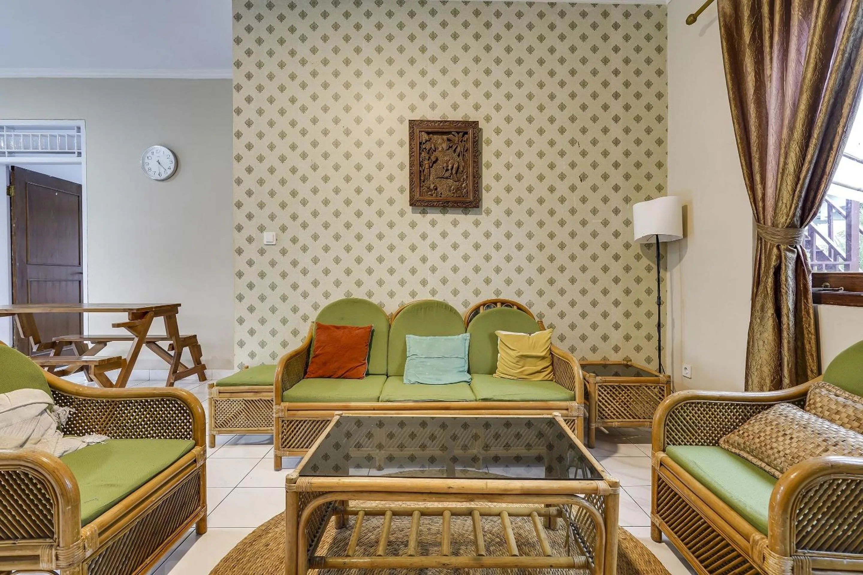 Lobby or reception in SPOT ON 91107 Villa Galaxy Resort