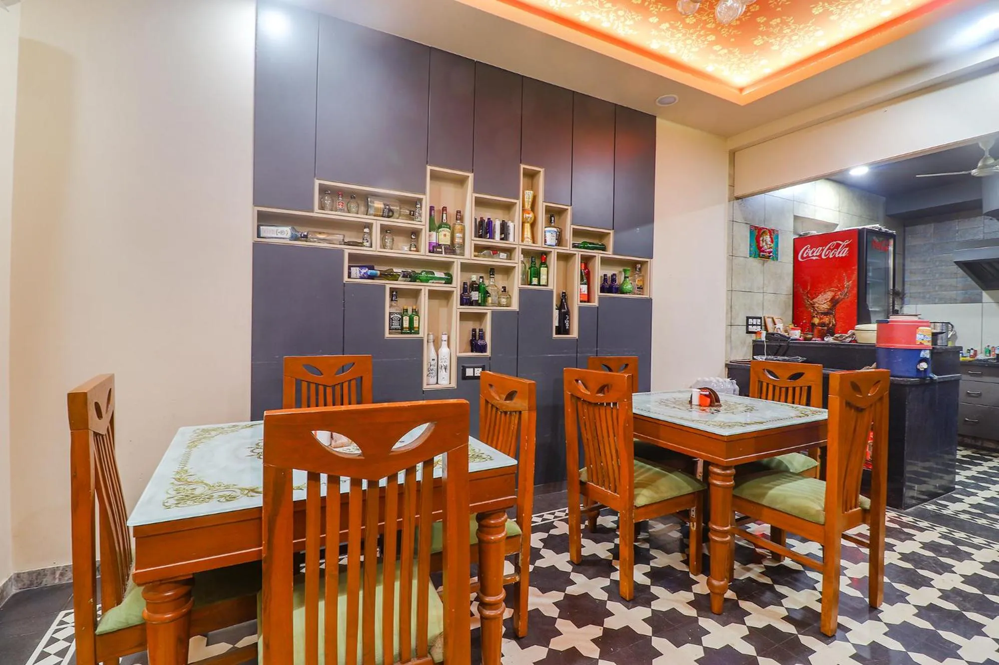 Breakfast in Via Be Happy