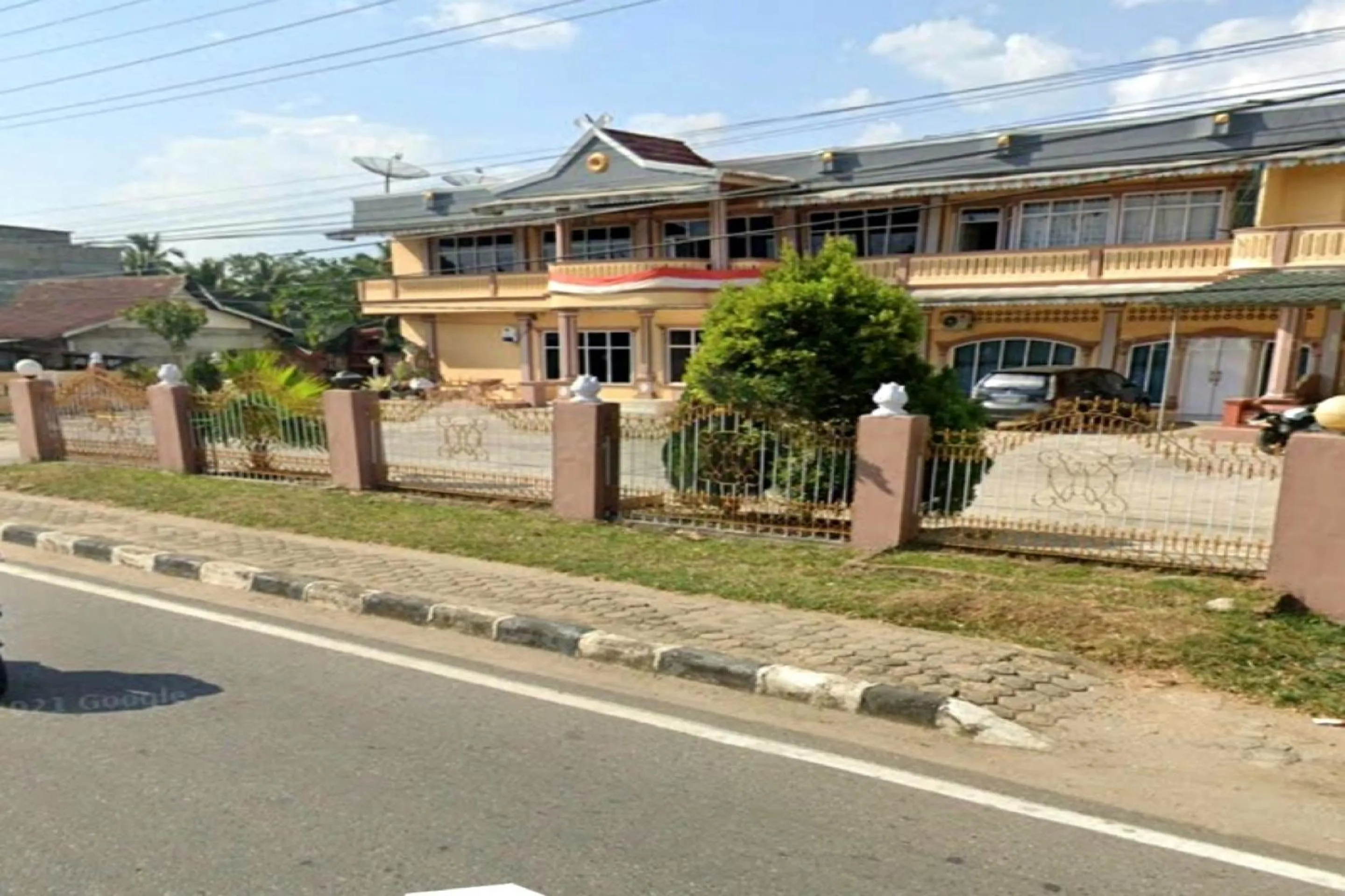Facade/entrance in Hotel O Atika