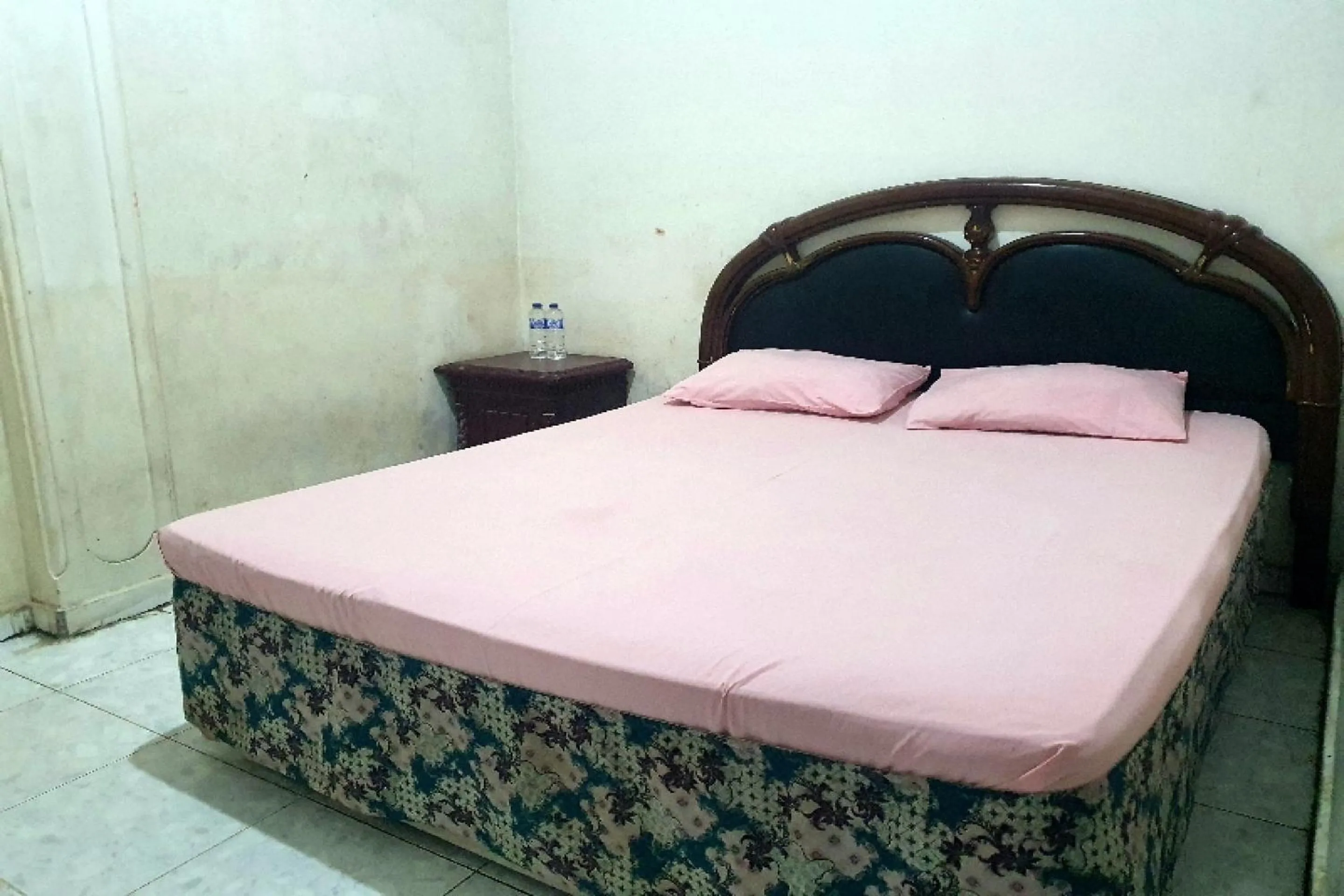 Bedroom in Hotel O Atika