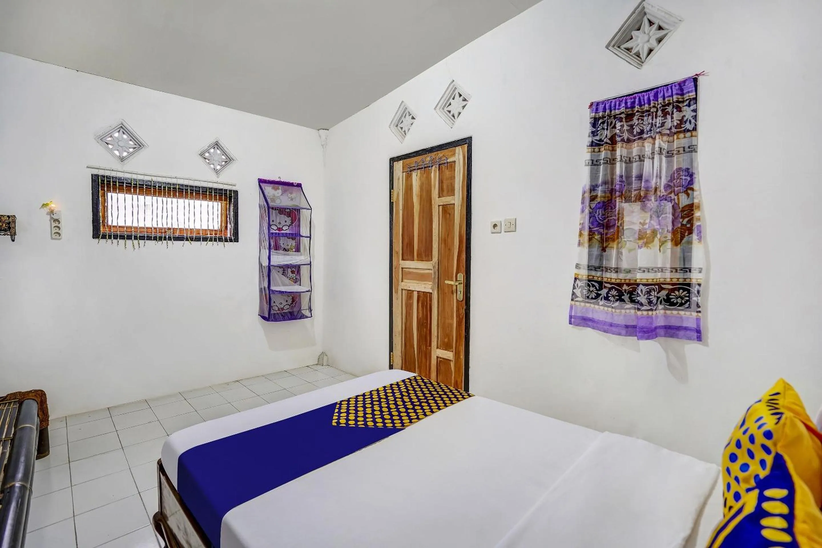 Bedroom, Bed in Hotel O Syariah Desa Wisata Lembah Gunung Tumpeng