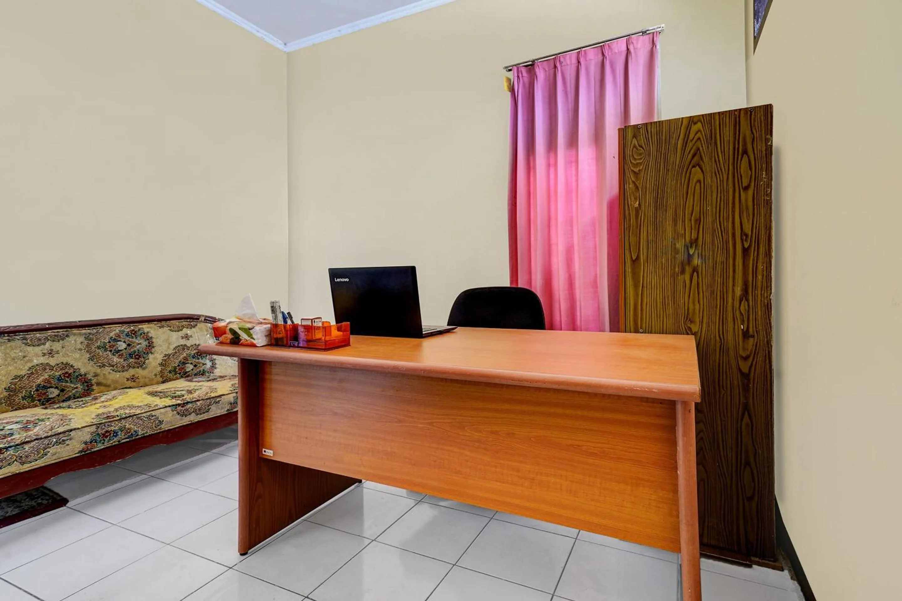 Lobby or reception in OYO Life 91116 Pelangi Residence Syariah