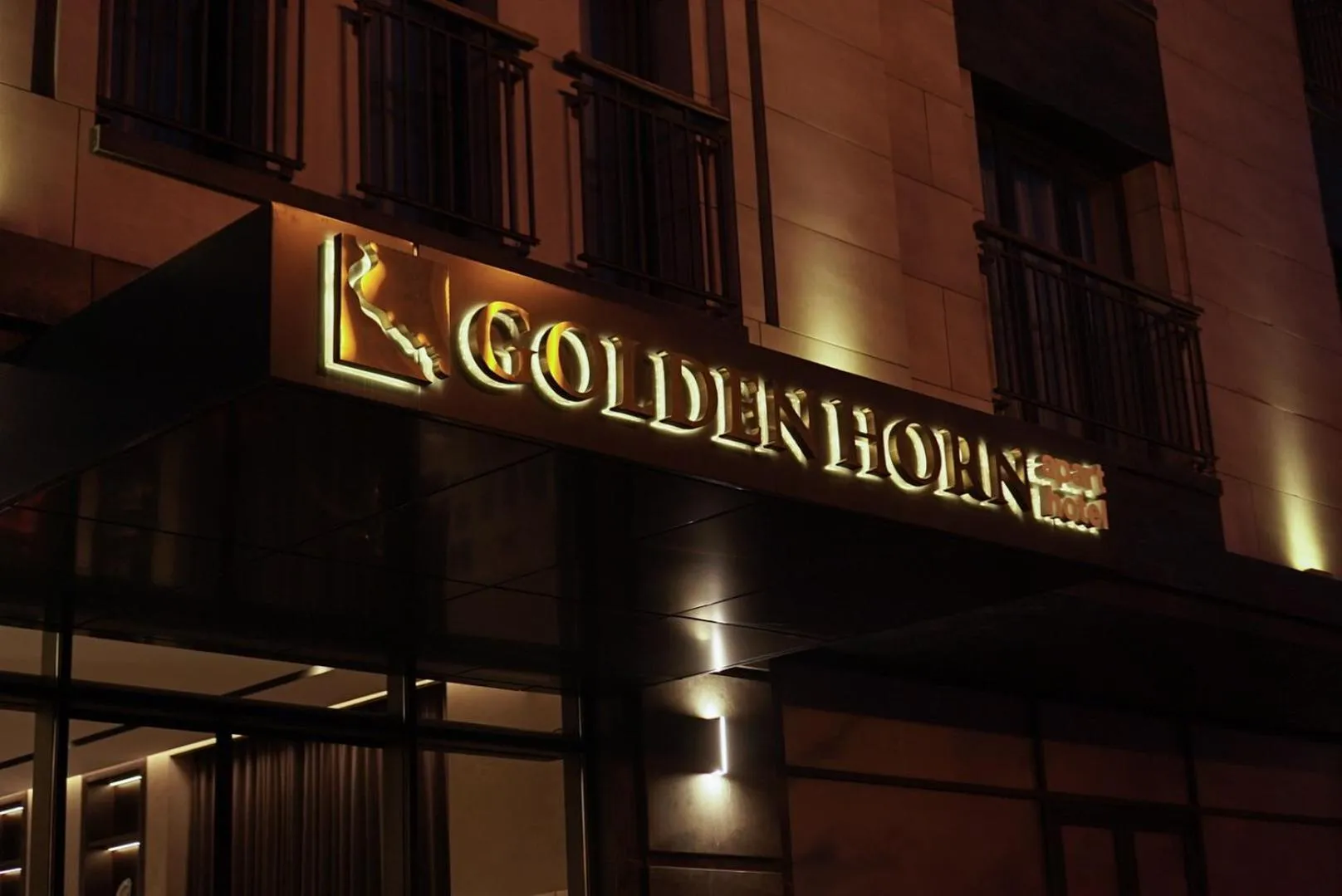 Facade/entrance in Golden Horn Apart Hotel