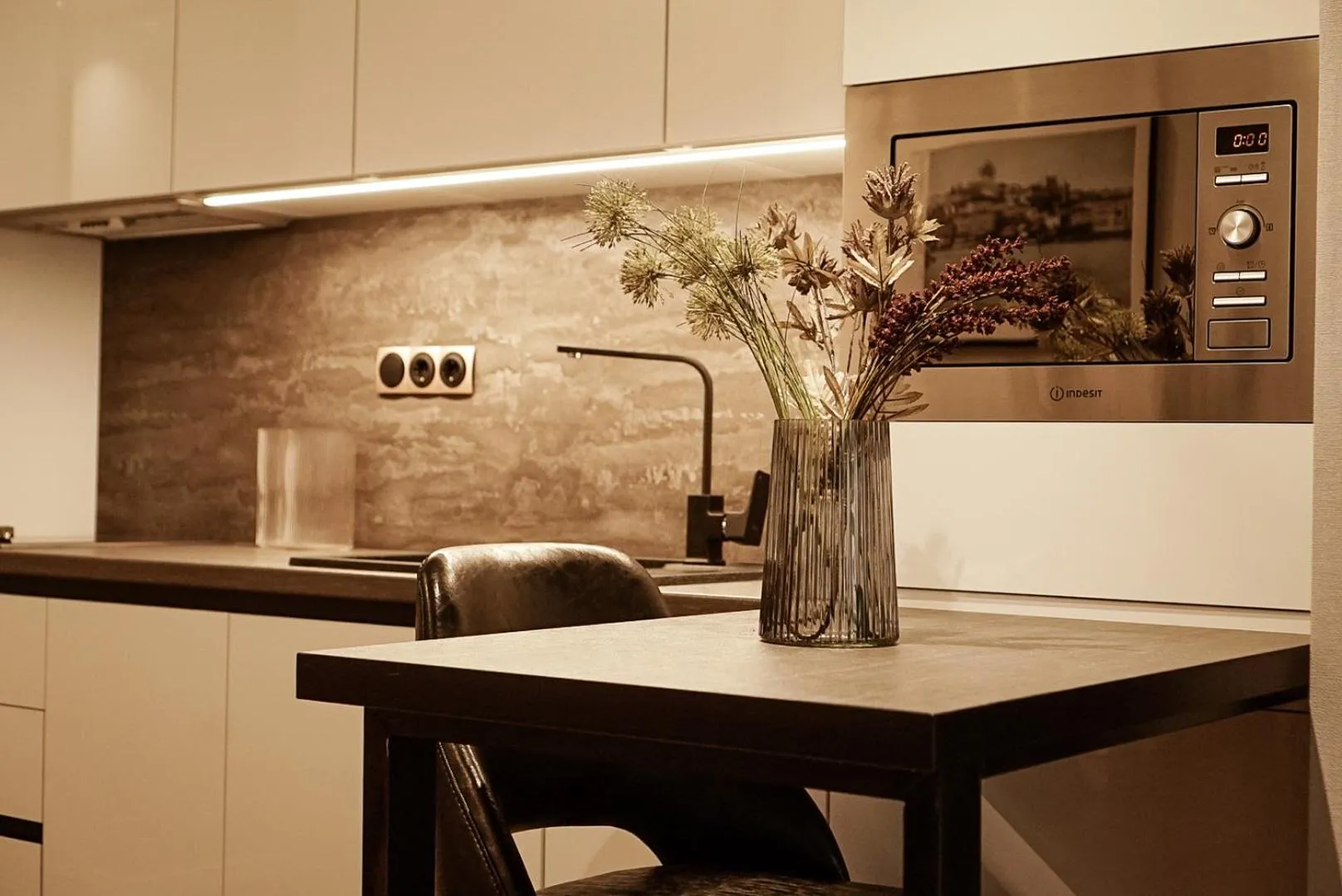 Kitchen or kitchenette in Golden Horn Apart Hotel