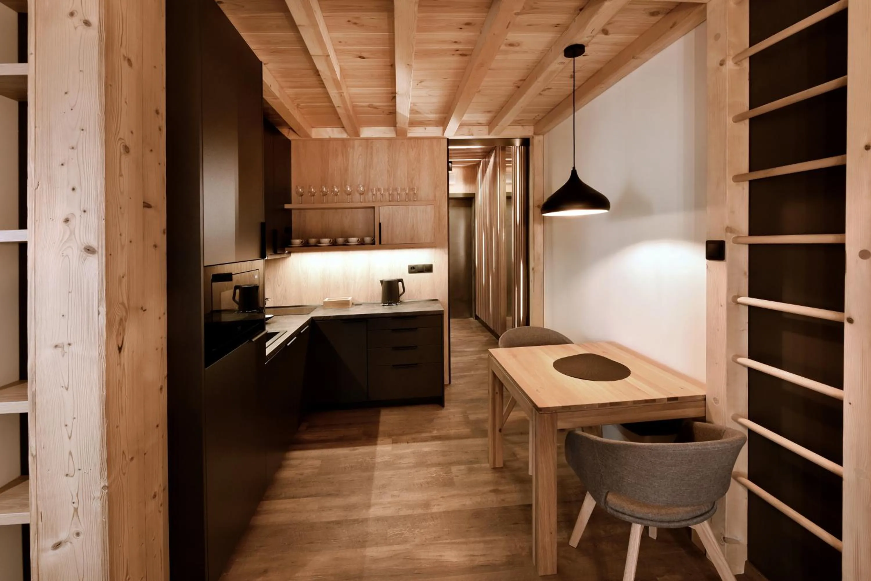 kitchen, Bed in APLEND Hotel Ovruč