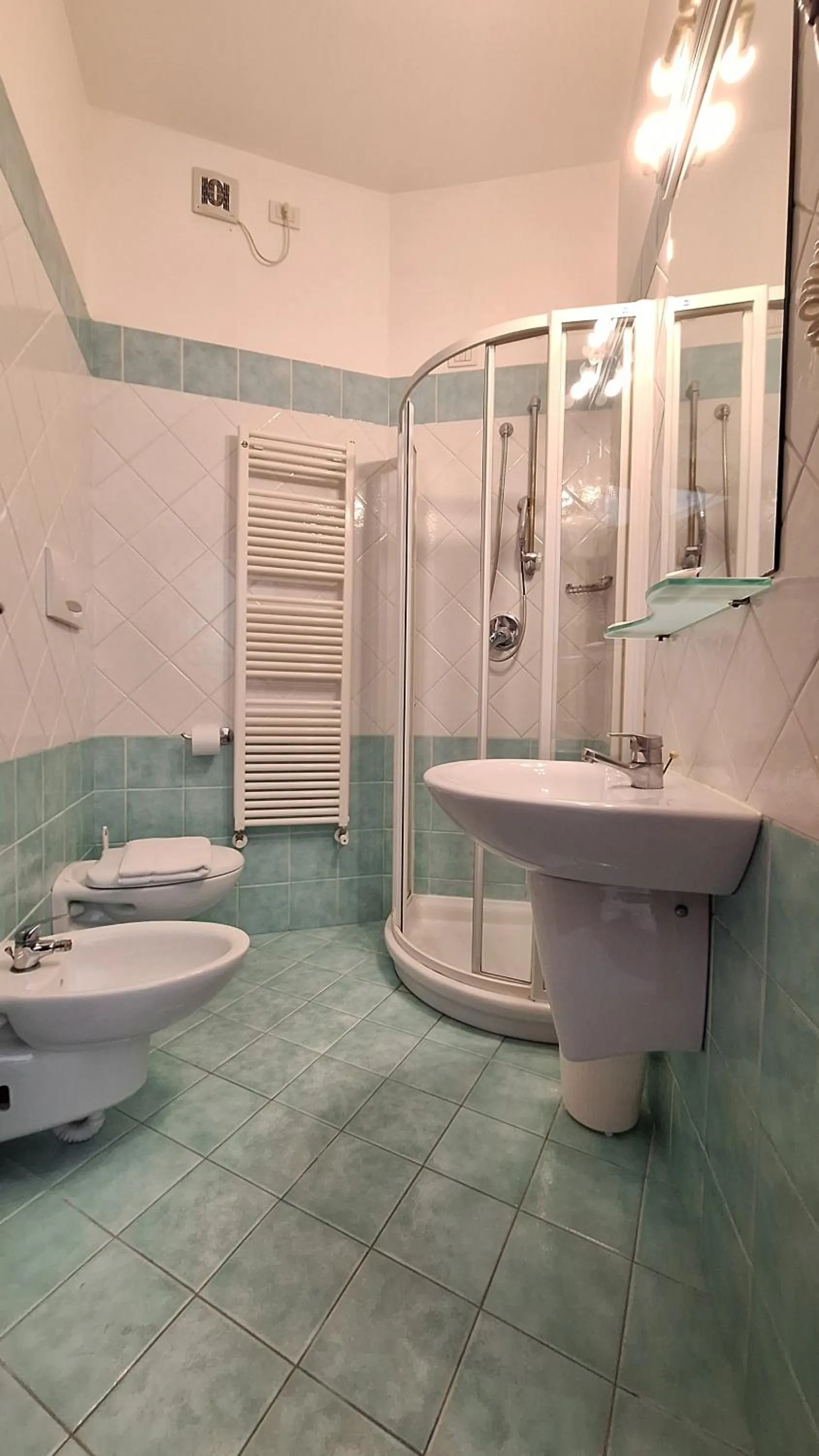 Shower in Hotel Regina Fronte Mare