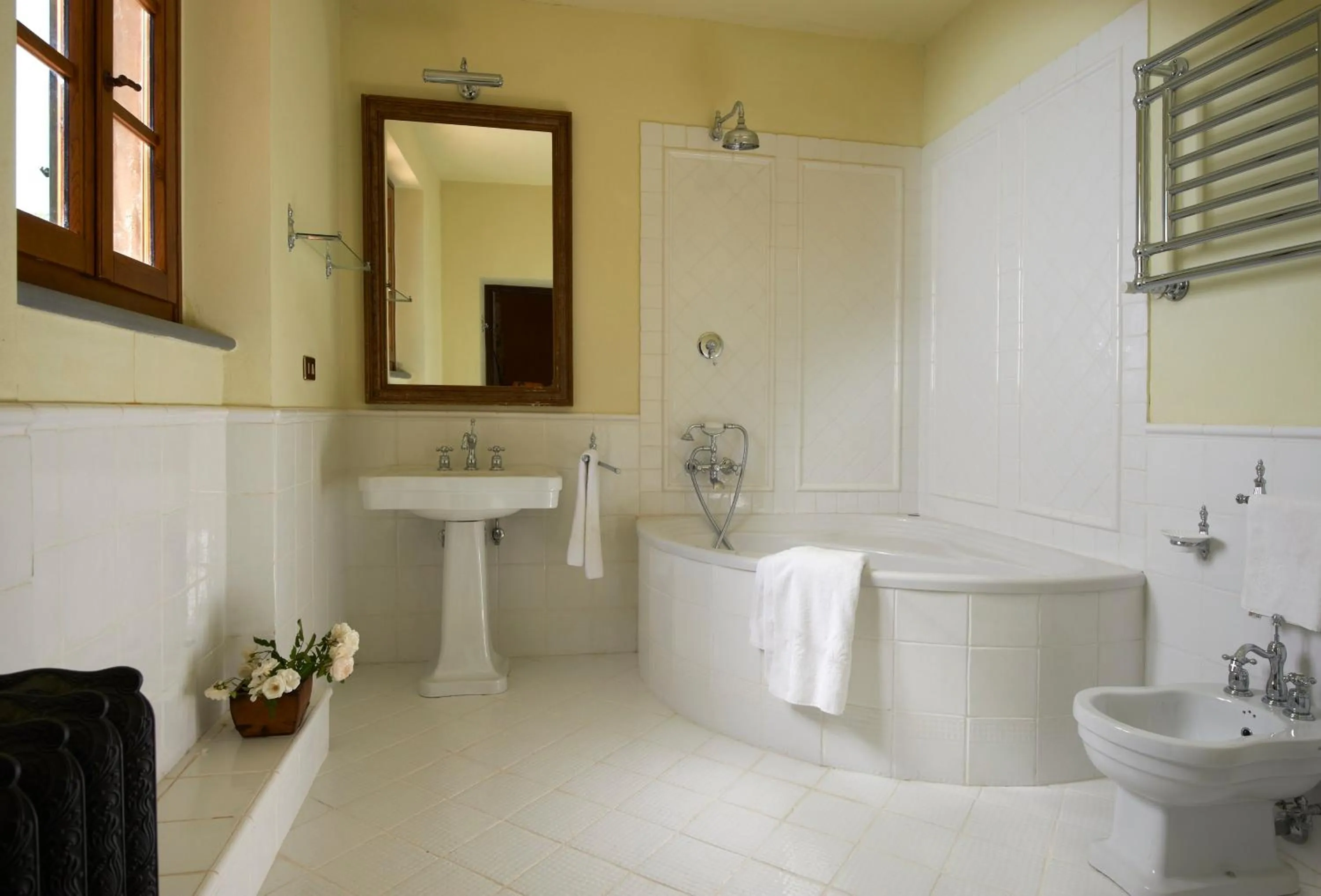 Bathroom in Borgo Di Pietrafitta Relais