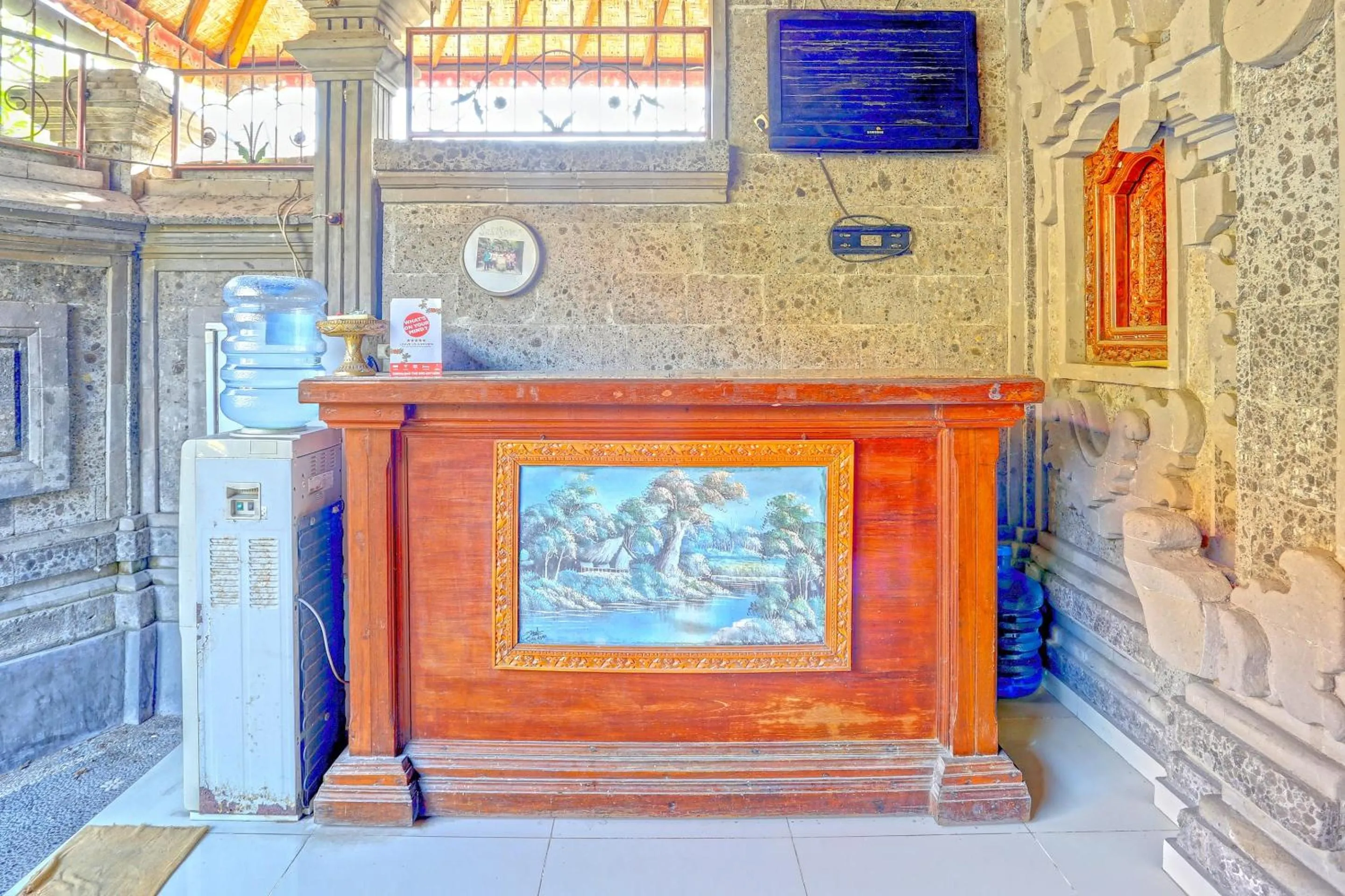 Lobby or reception in OYO Collection O 91125 Puri Dewa Bharata