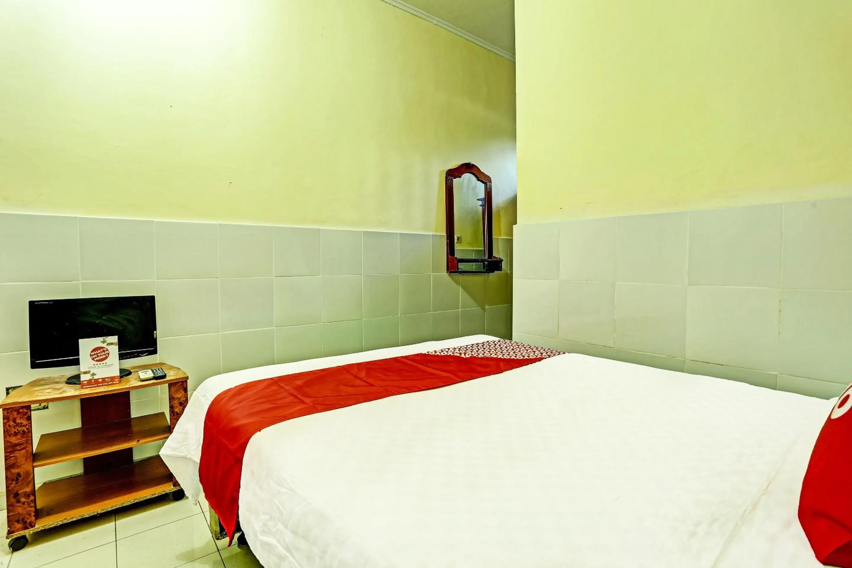 Bedroom, Bed in OYO Collection O 91125 Puri Dewa Bharata