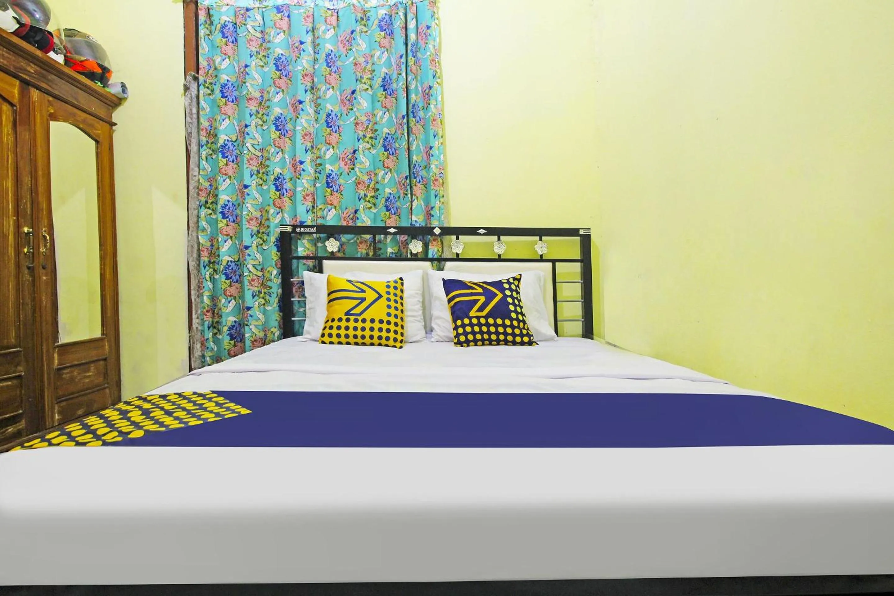 Bedroom, Bed in Hotel O Desa Wisata NangelasariNearPasir Tulang