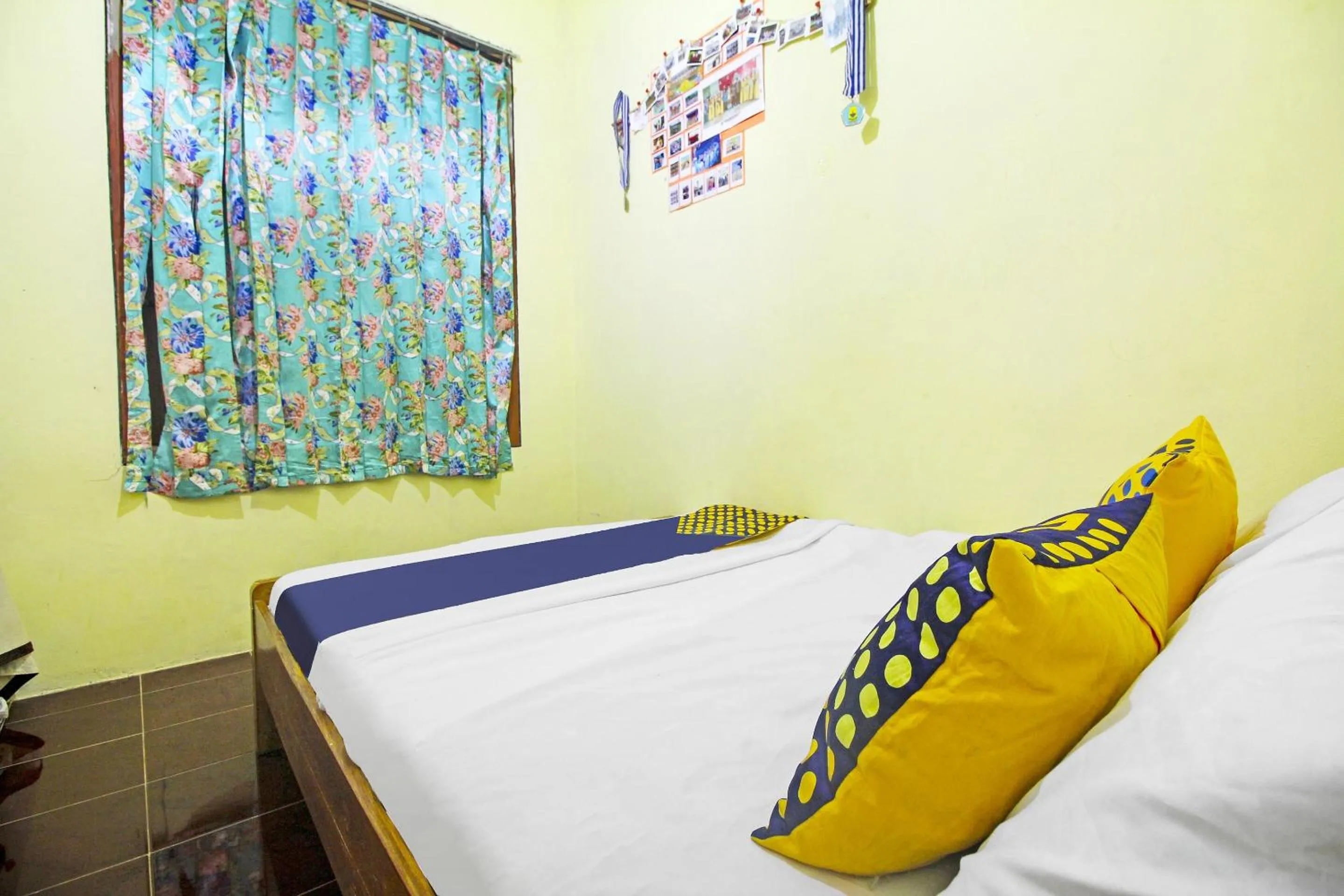 Bedroom, Bed in Hotel O Desa Wisata NangelasariNearPasir Tulang