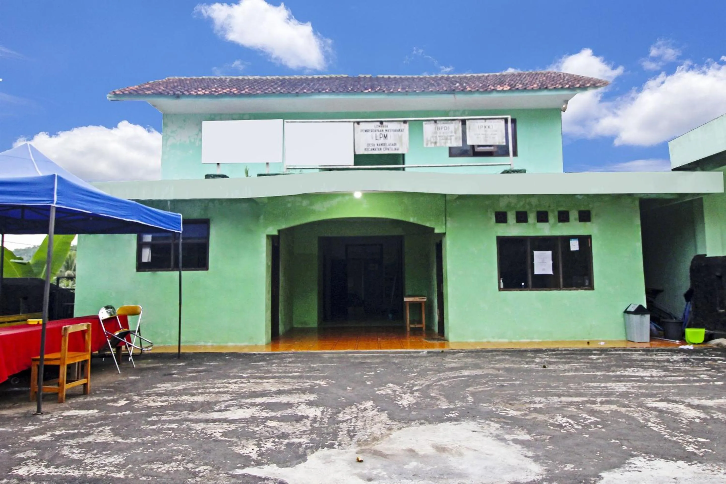 Facade/entrance in Hotel O Desa Wisata NangelasariNearPasir Tulang