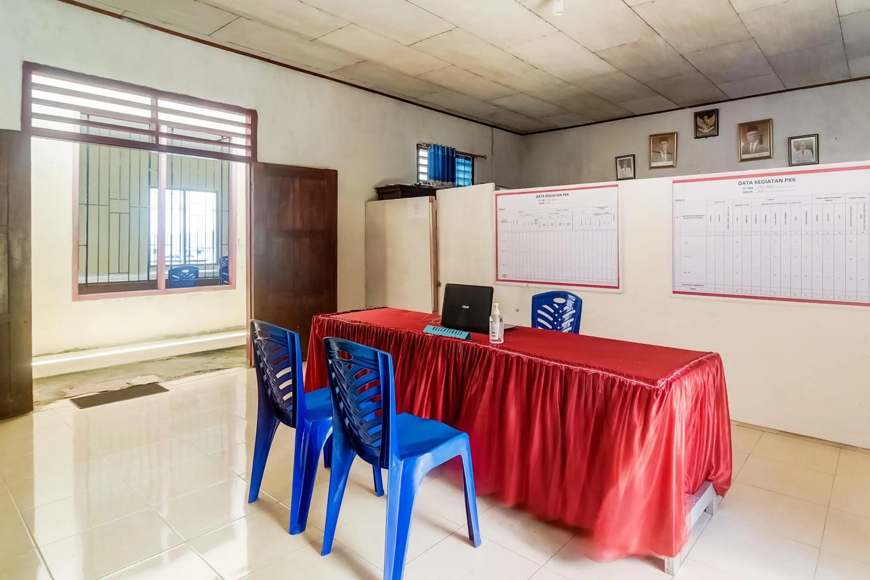 Lobby or reception in OYO Homes 91148 Homesstay Desa Wisata Bahoi Near Ekowisata Mangrove Desa Bahoi