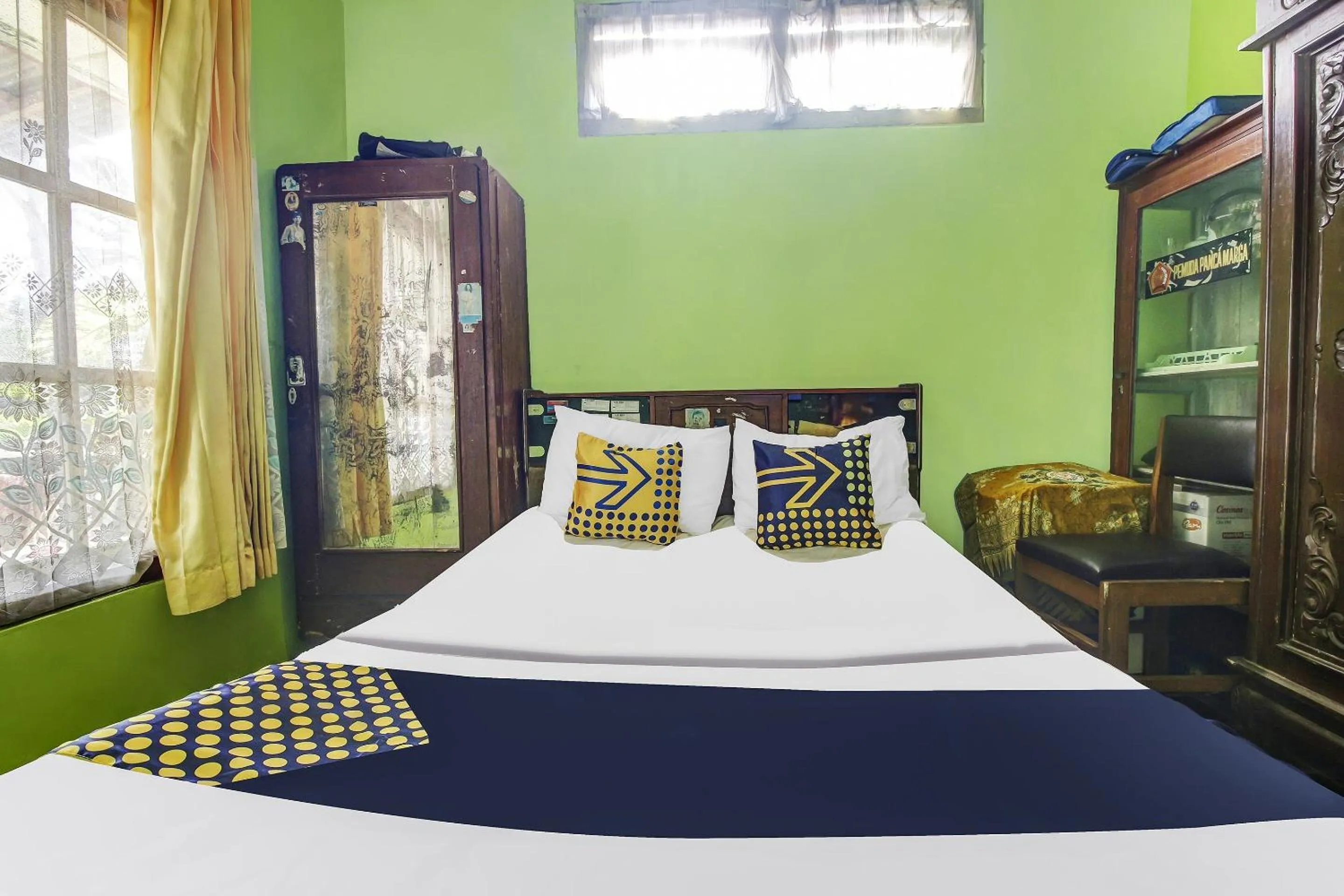 Bedroom, Bed in Hotel O Desa Wisata Selamanik Ciamis