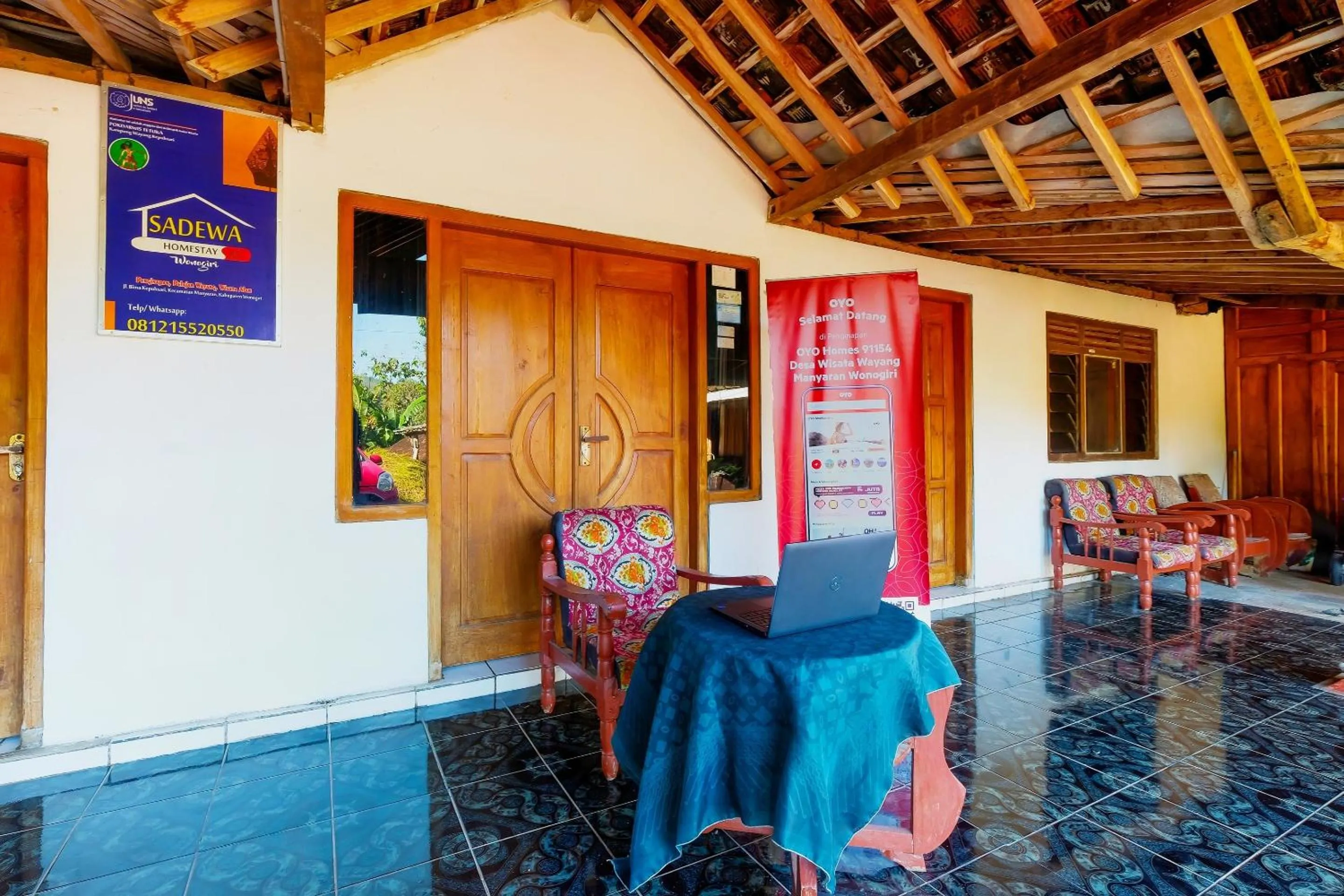 Lobby or reception in OYO Homes 91154 Desa Wisata Wayang Manyaran Wonogiri