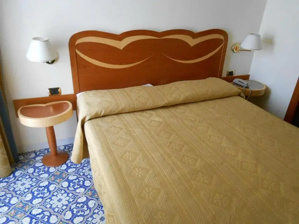 Economy Double or Twin Room in Hotel Albatros Economy Double or Twin Room in Hotel Albatros