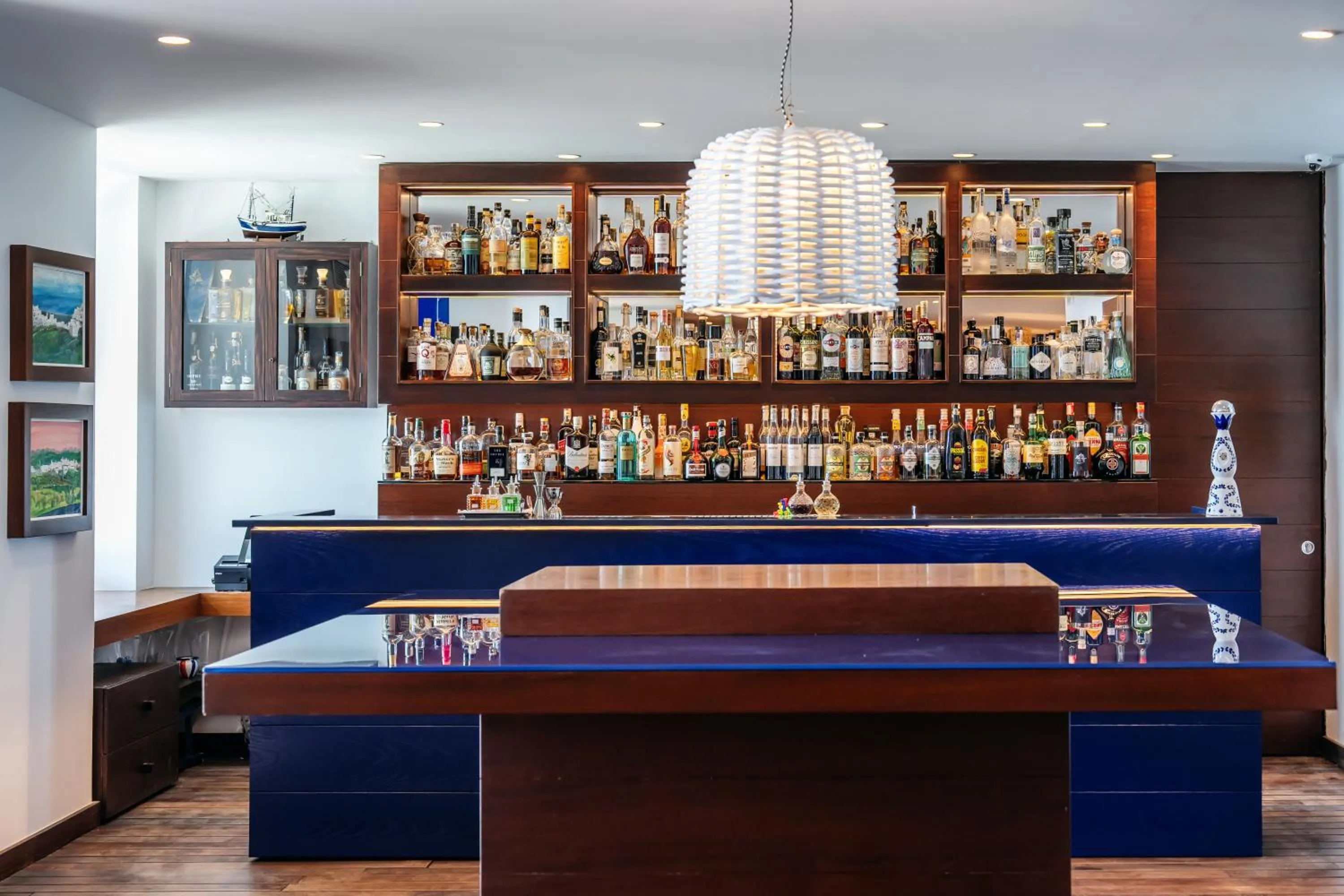 Lounge or bar in Capo la Gala Hotel&Wellness