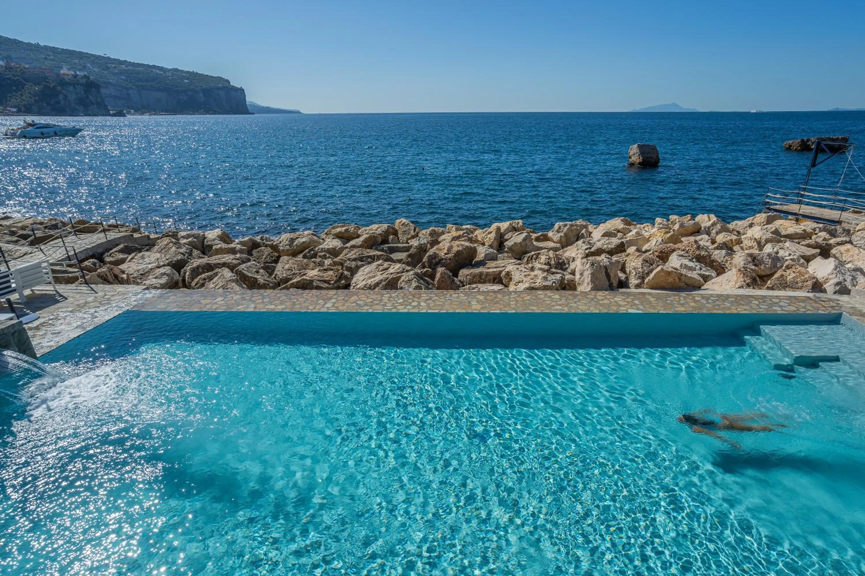 Swimming pool in Capo la Gala Hotel&Wellness