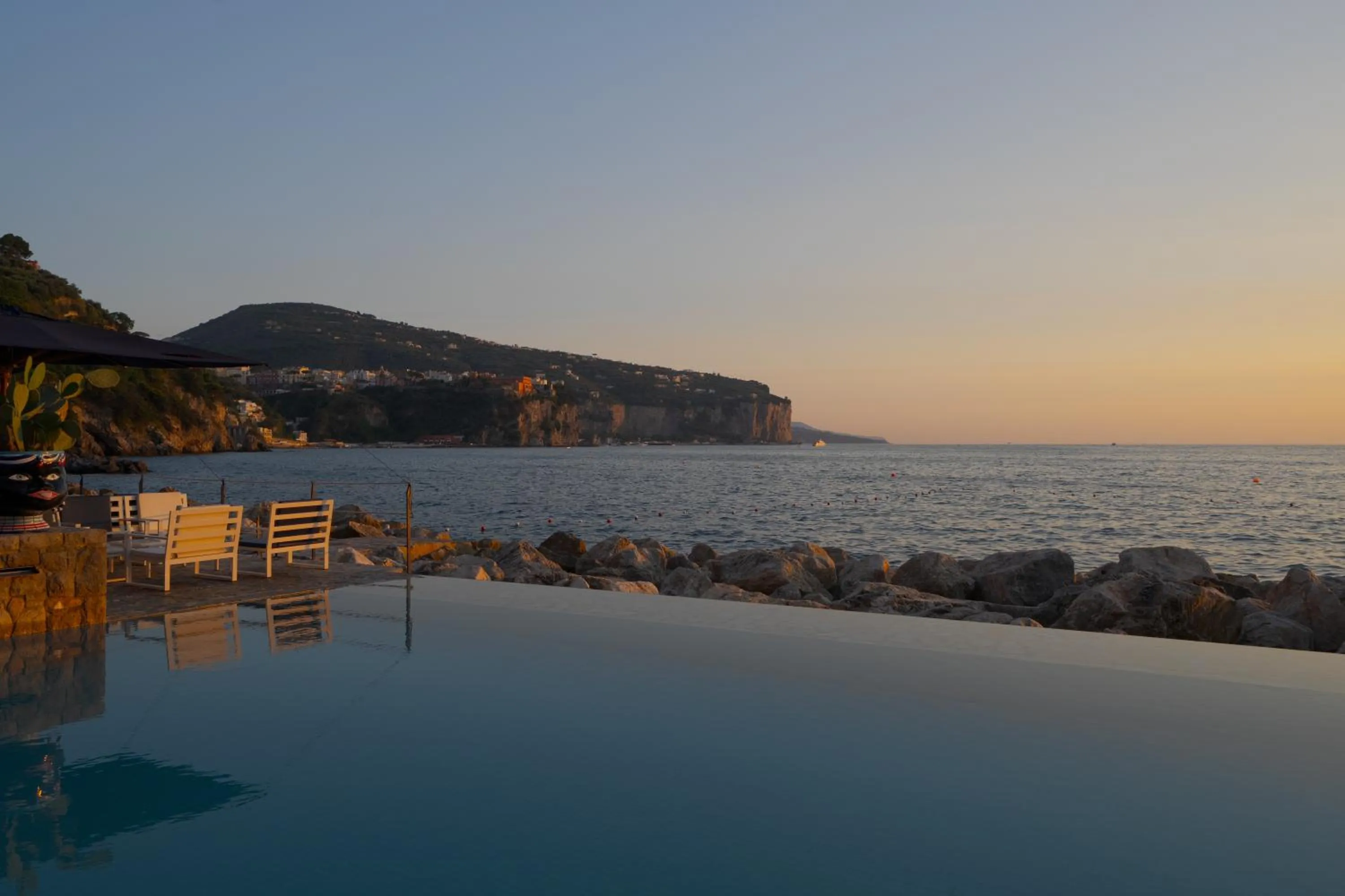 Swimming pool in Capo la Gala Hotel&Wellness
