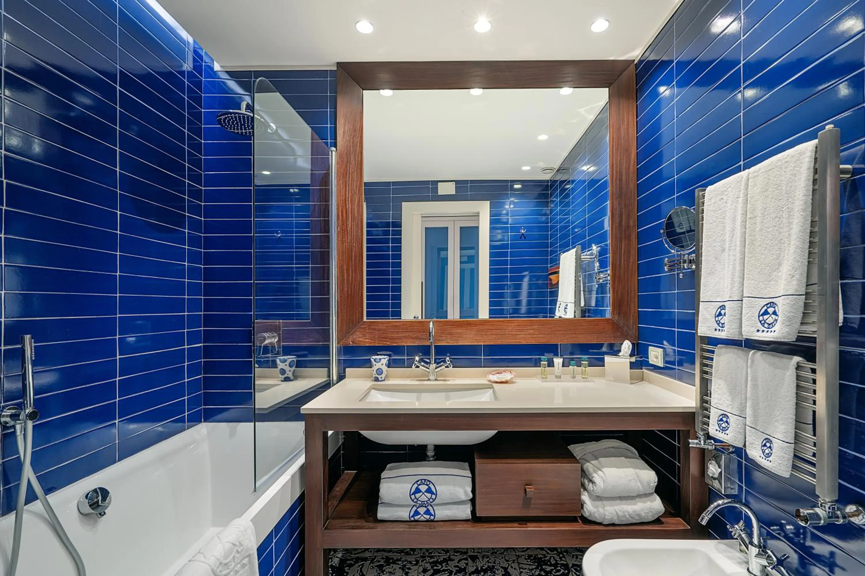 Bathroom in Capo la Gala Hotel&Wellness