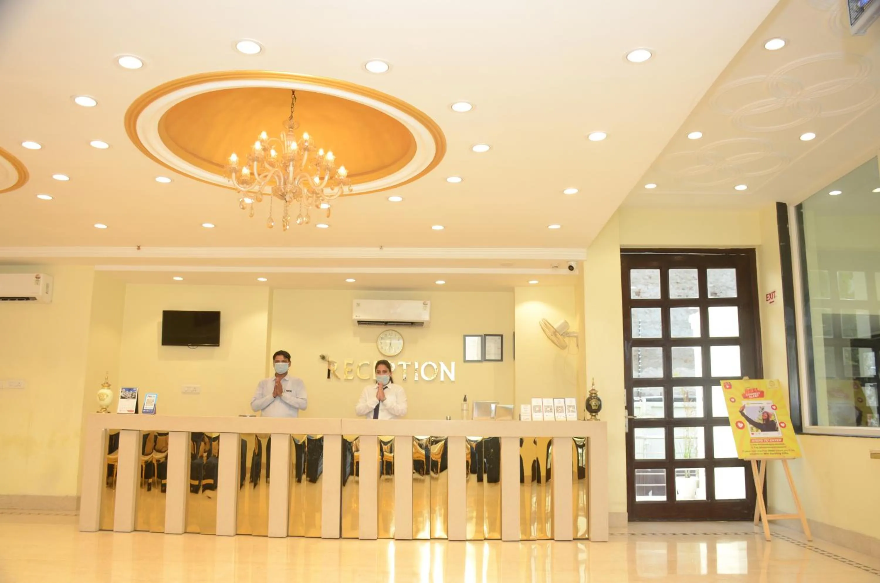 Lobby or reception in Hotel SKS Grand Palace-Vrindāvan