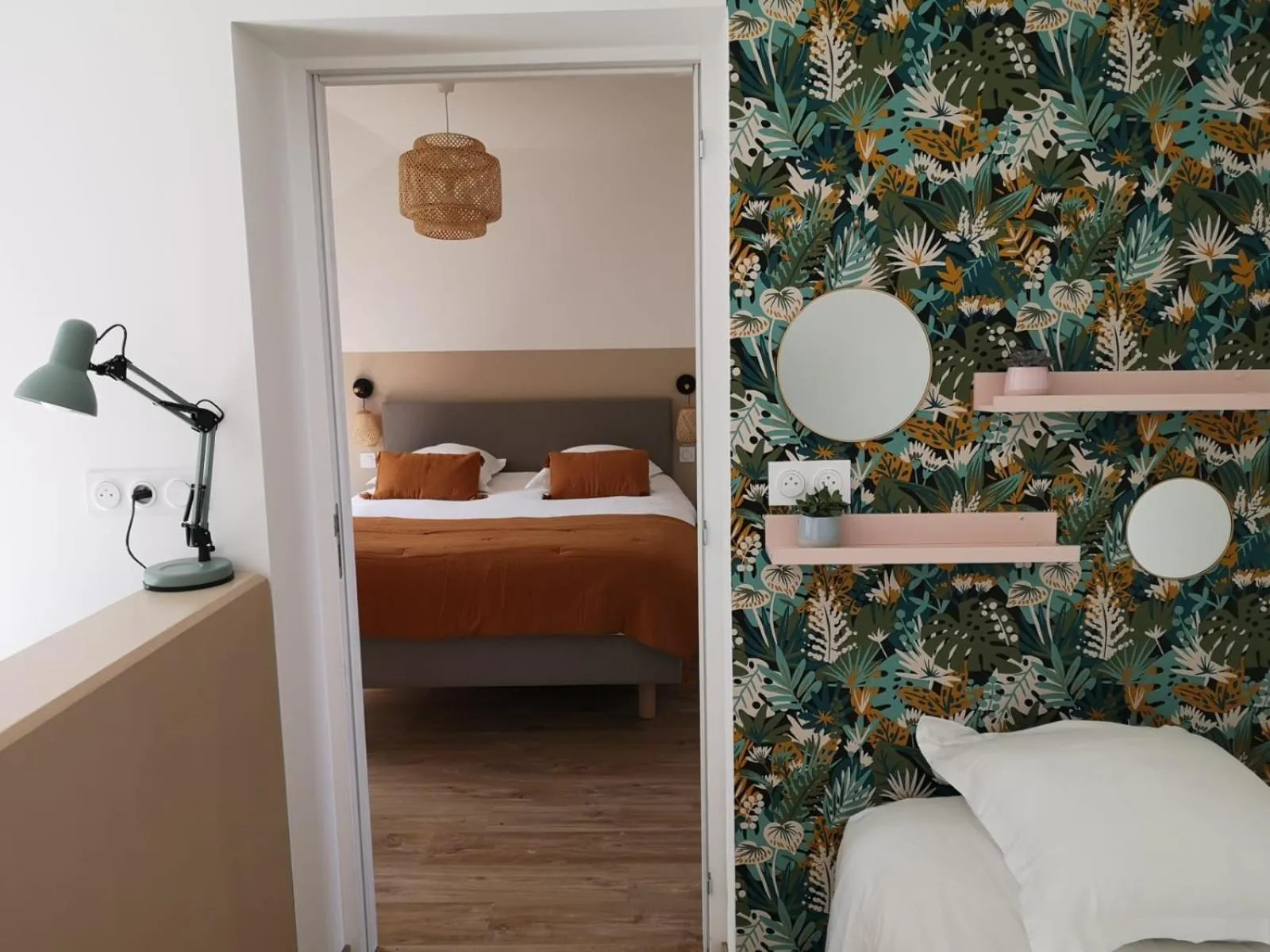 Photo of the whole room, Bed in La Passerelle