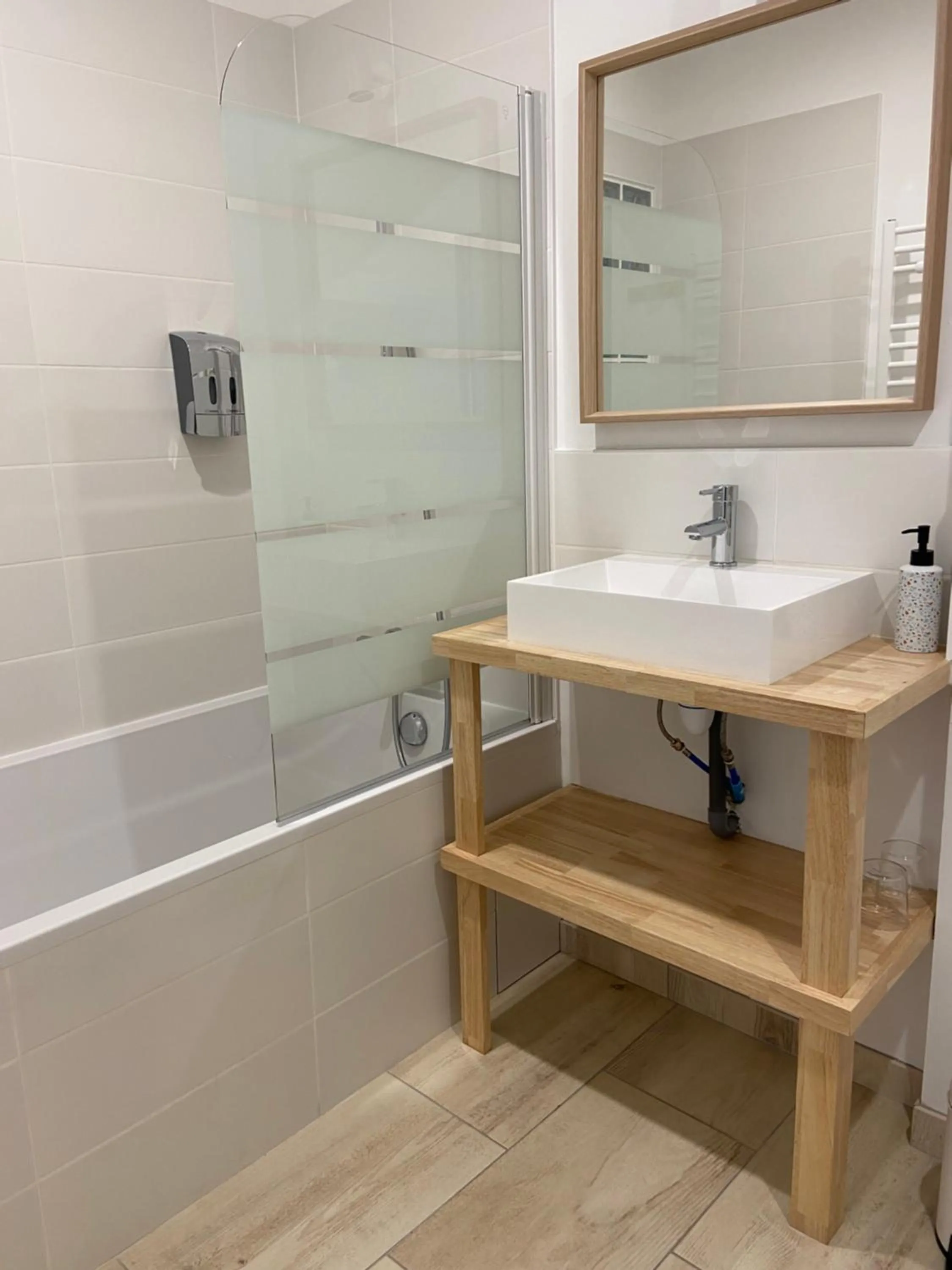 Bathroom in La Passerelle