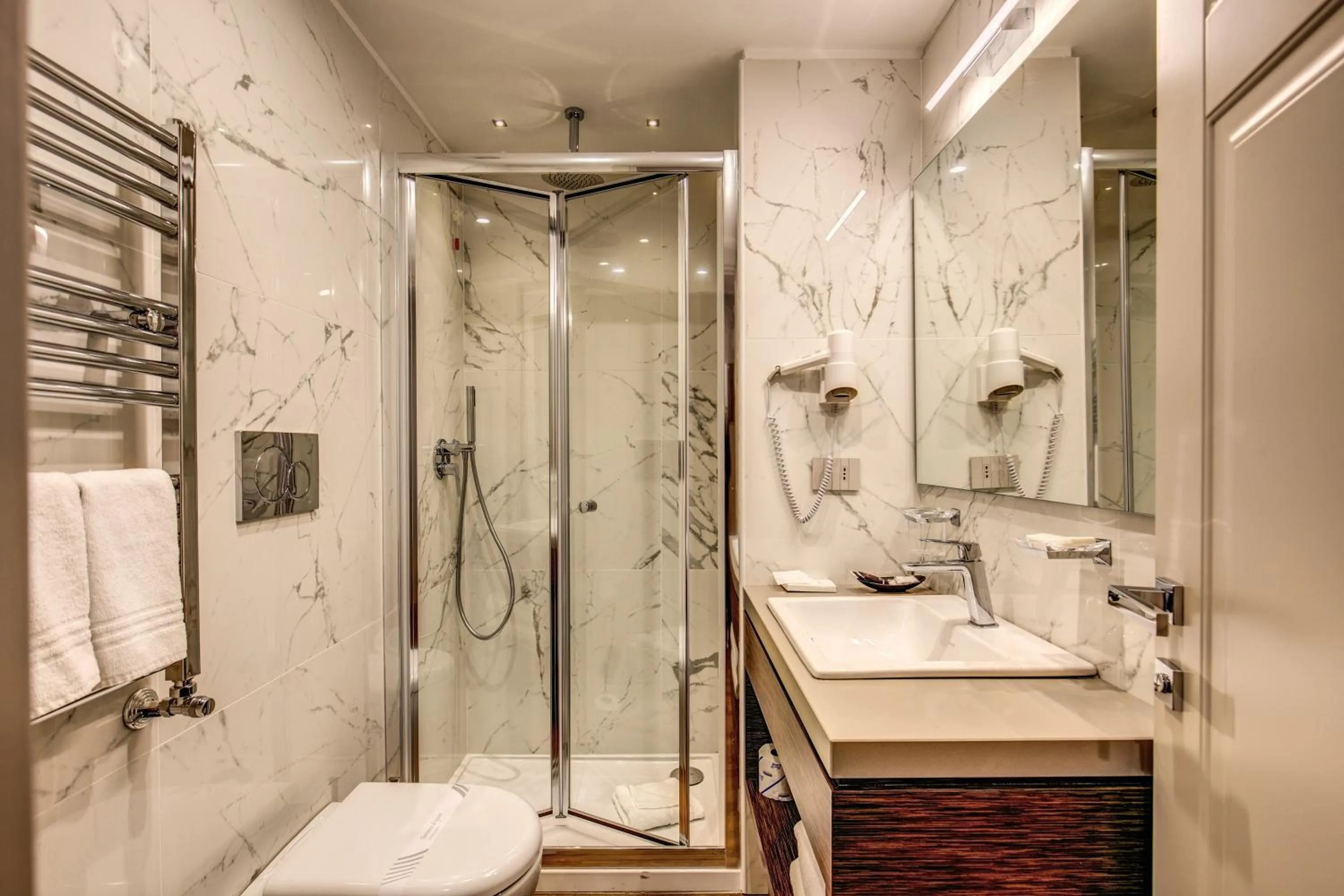 Bathroom in Al Manthia Hotel - Gruppo Trevi Hotels