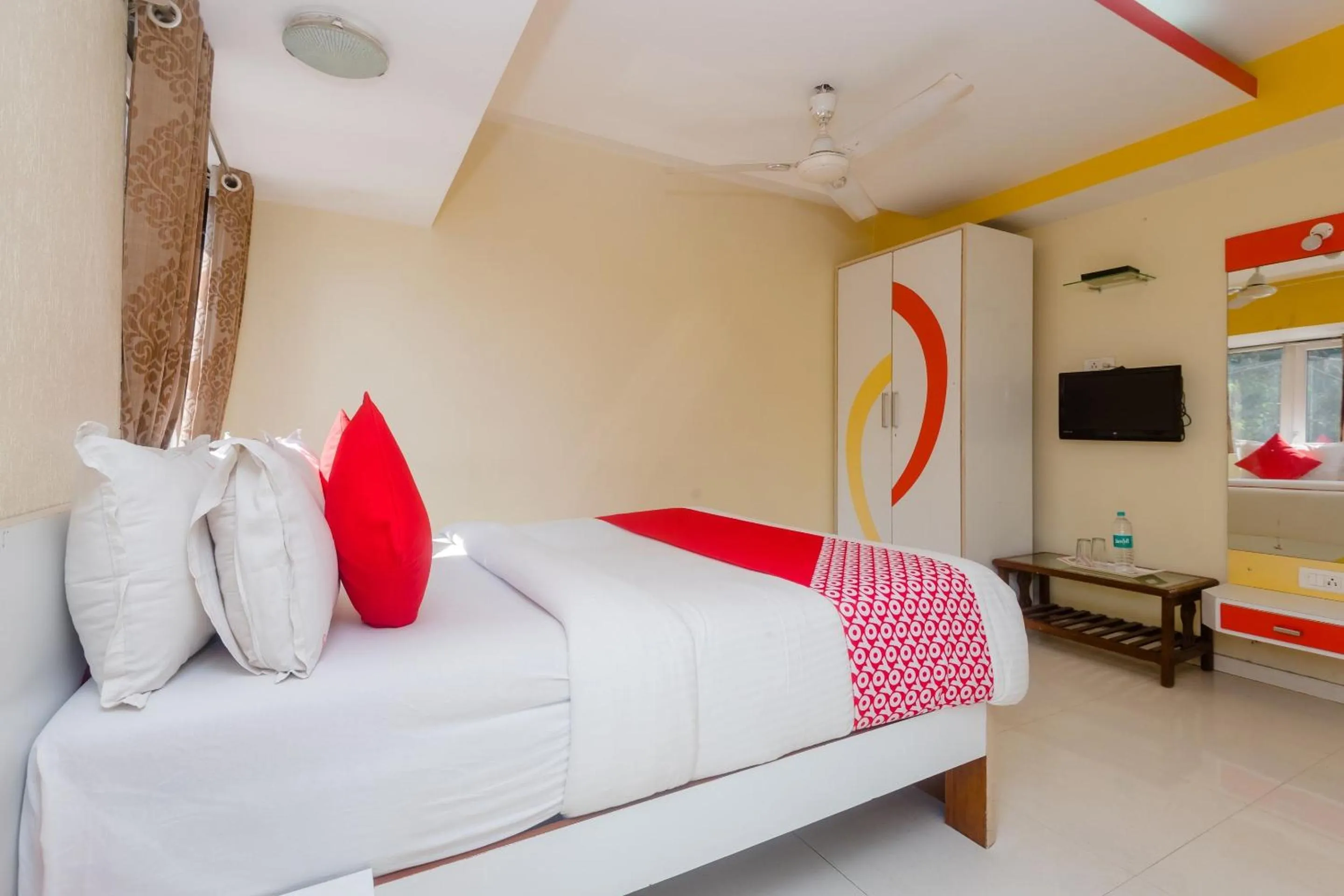 Bedroom, Bed in Collection O Grand Corp Inn