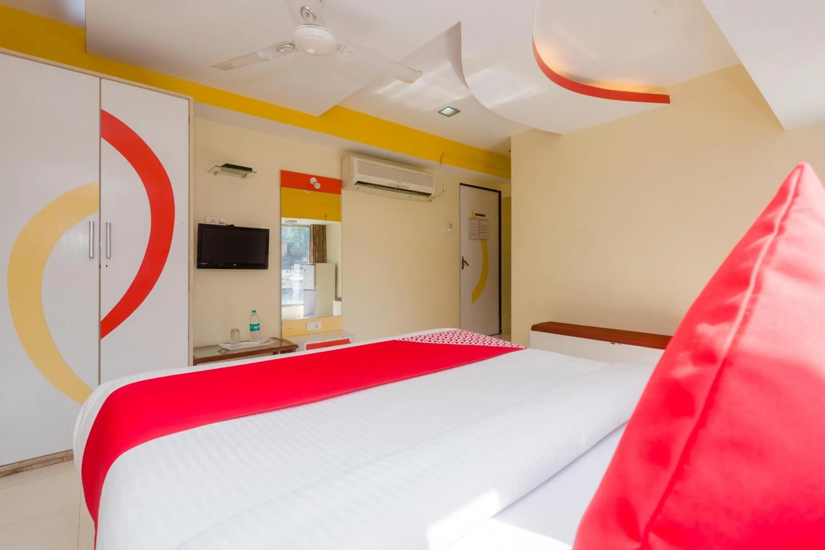 Bedroom, Bed in Collection O Grand Corp Inn