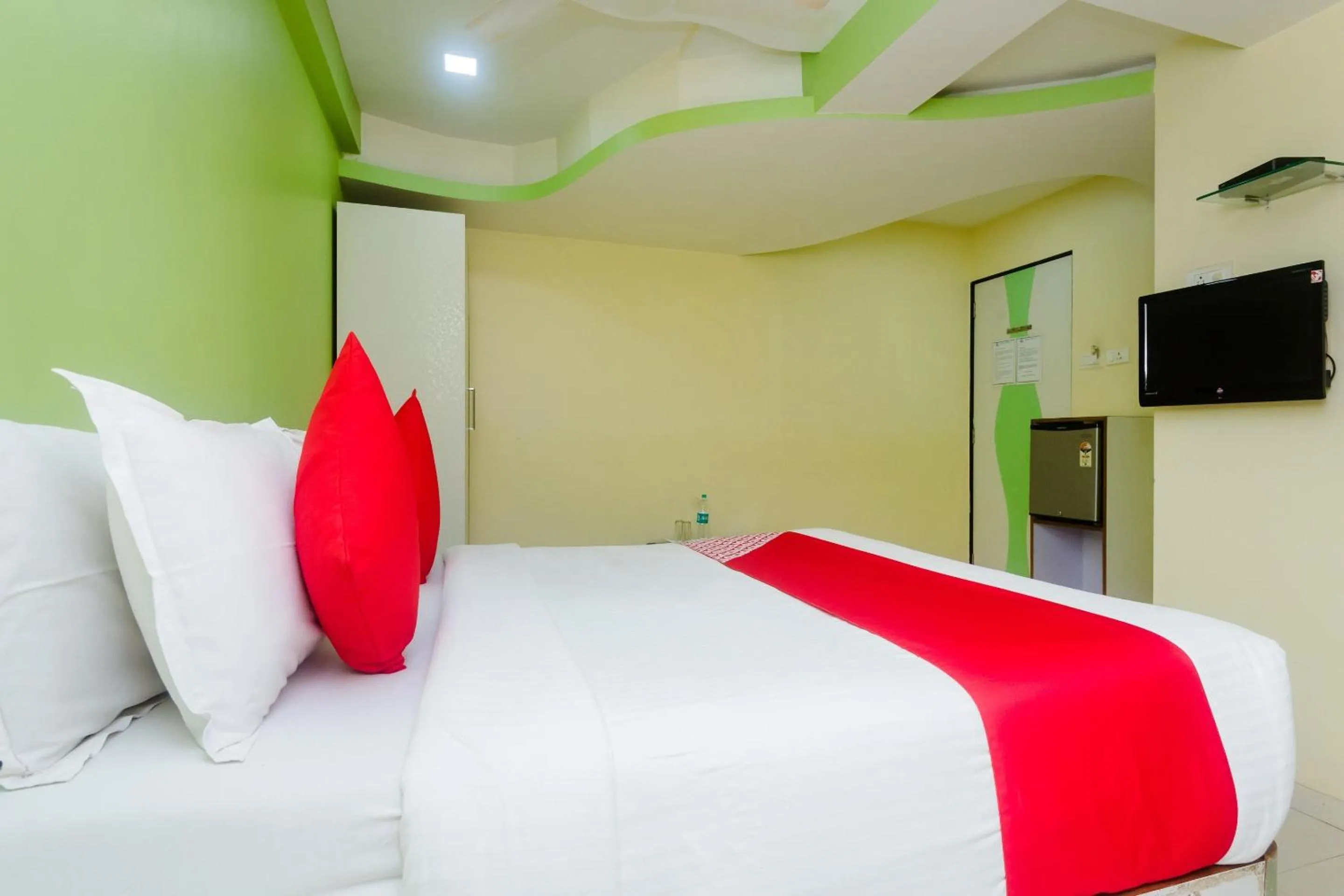 Bedroom, Bed in Collection O Grand Corp Inn