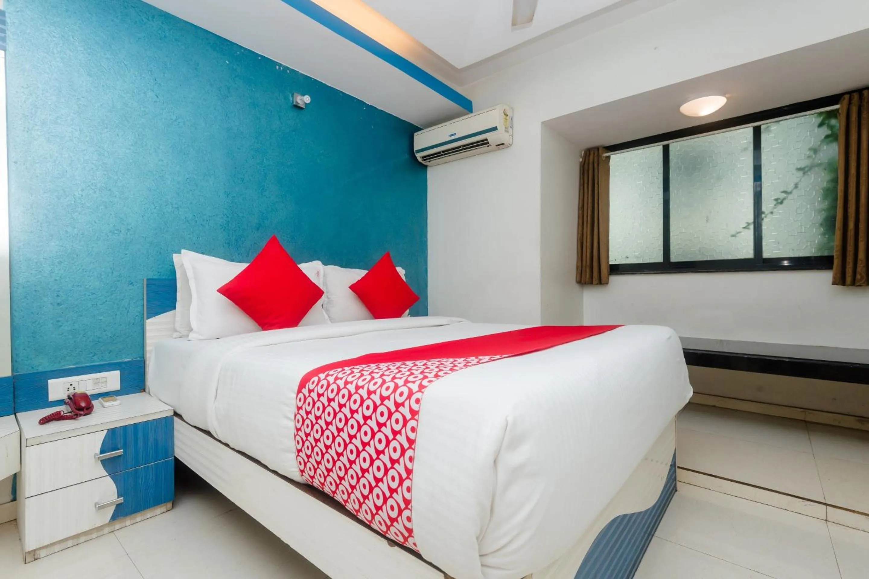 Bedroom, Bed in Collection O Grand Corp Inn