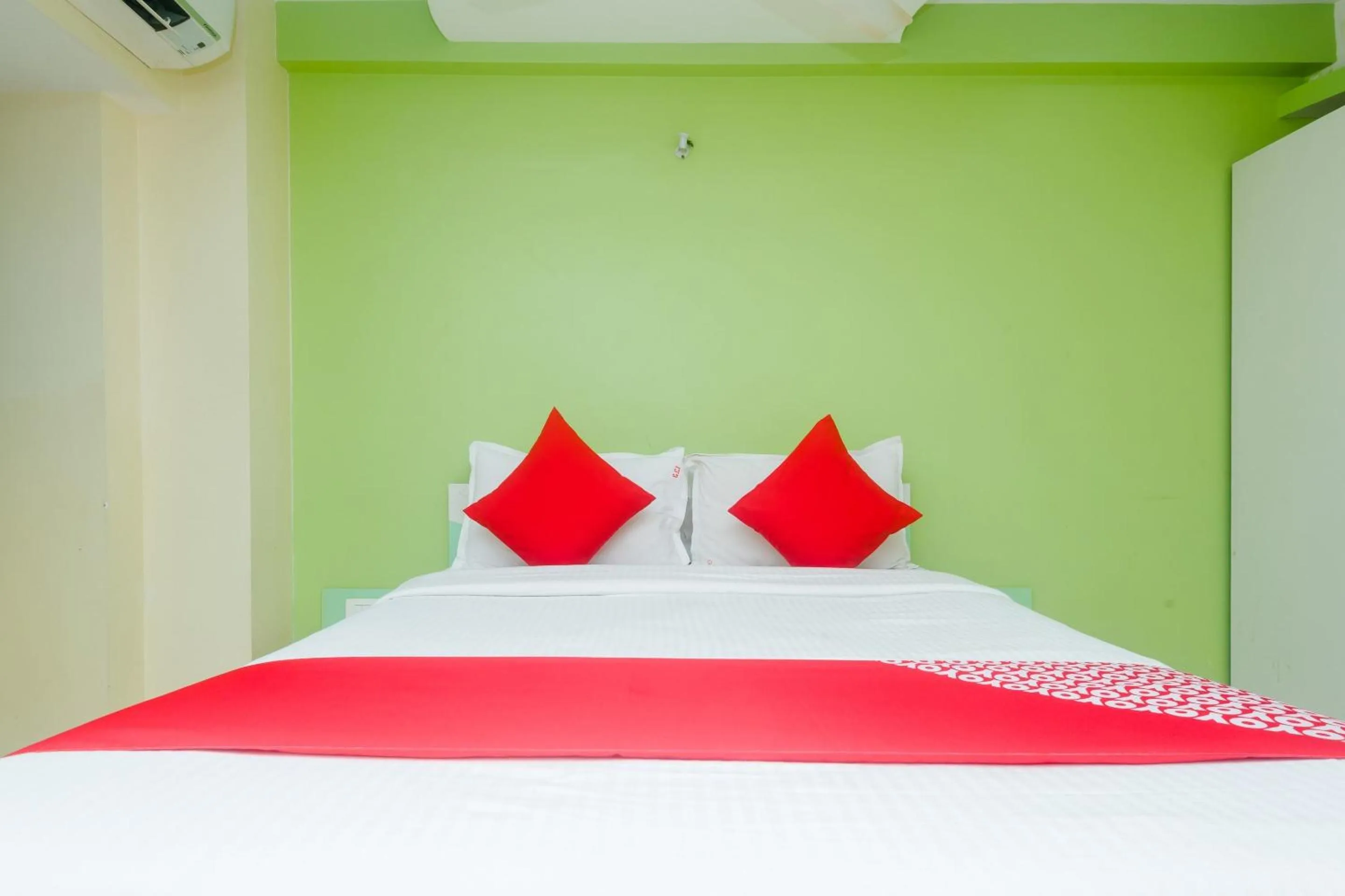 Bedroom, Bed in Collection O Grand Corp Inn