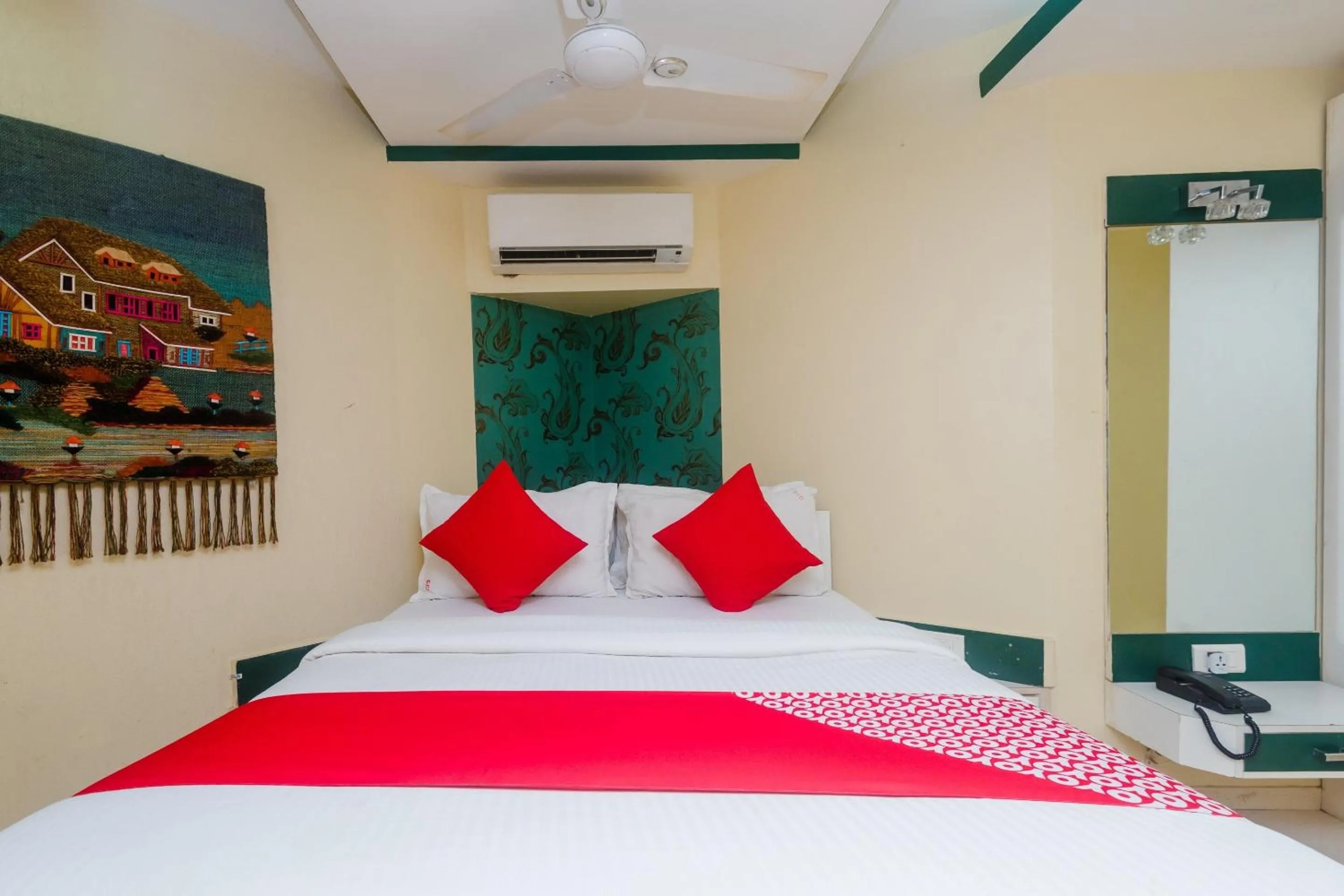 Bedroom, Bed in Collection O Grand Corp Inn