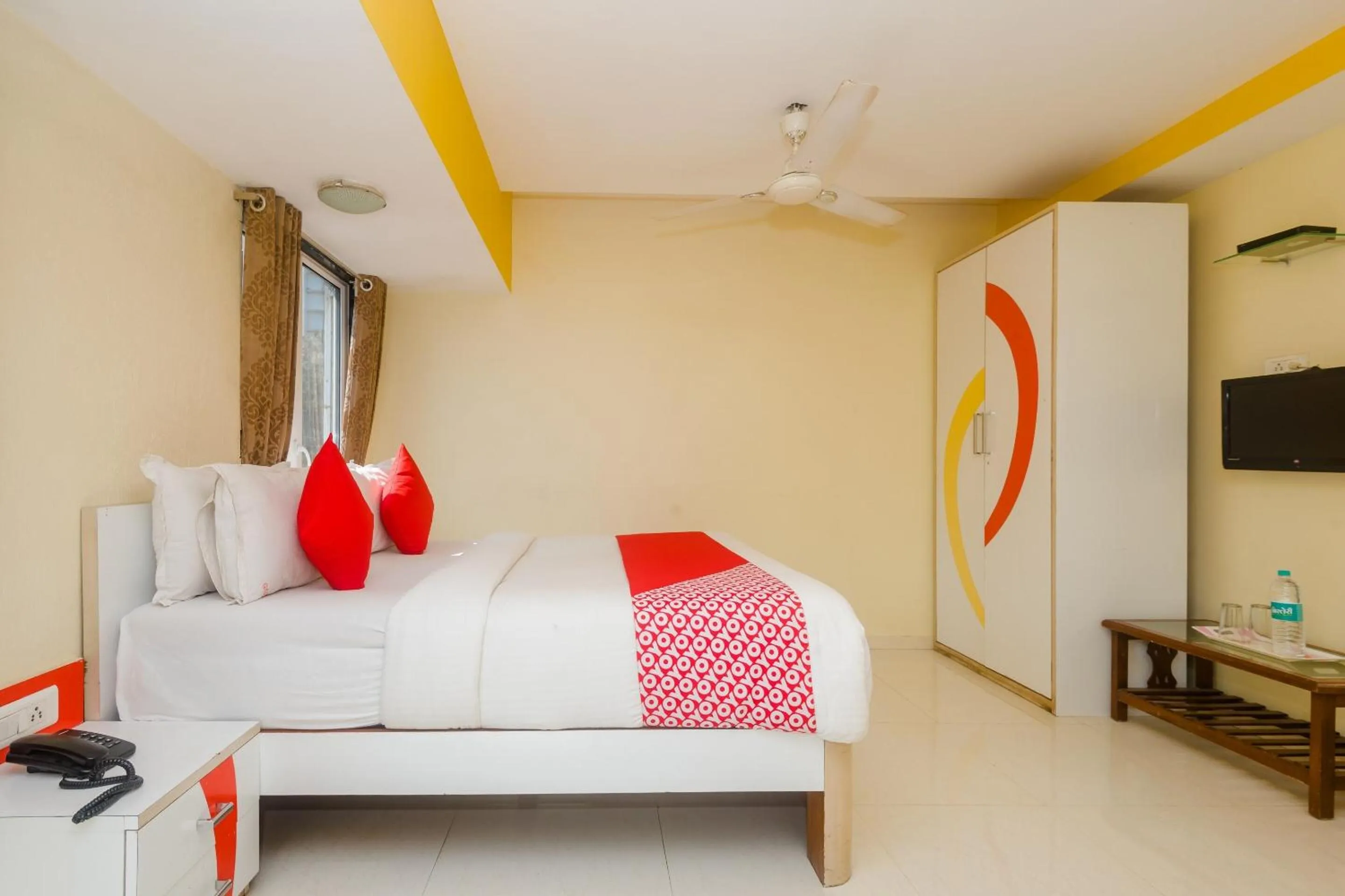 Bedroom, Bed in Collection O Grand Corp Inn