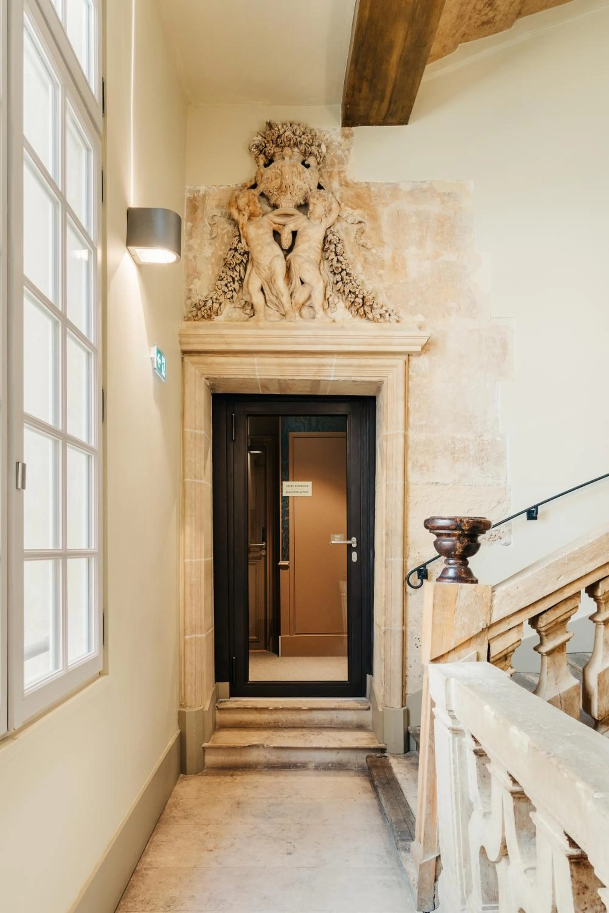 Property building in Edgar Suites Louvre - Jour