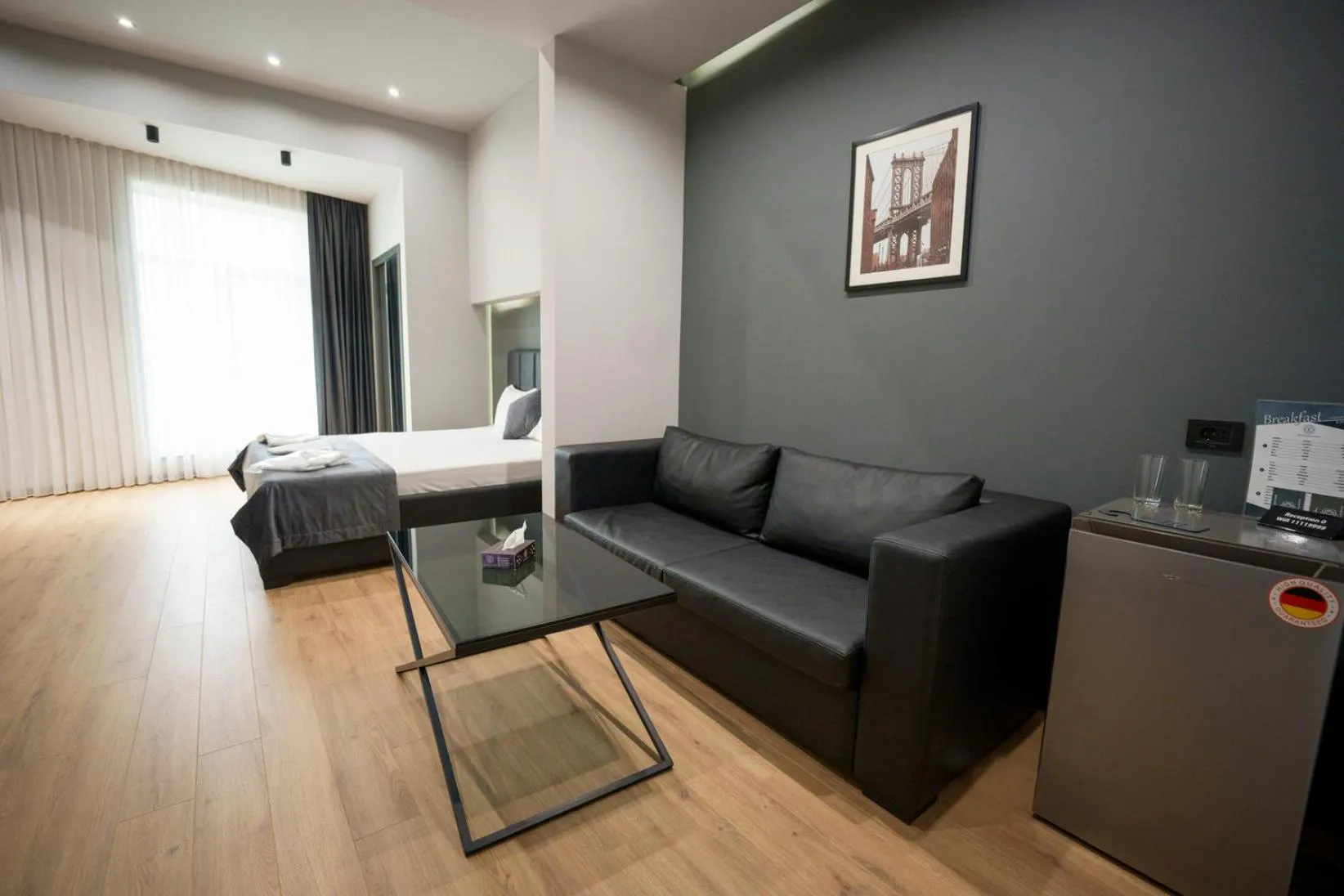 Seating area, Bed in Hotel Elion