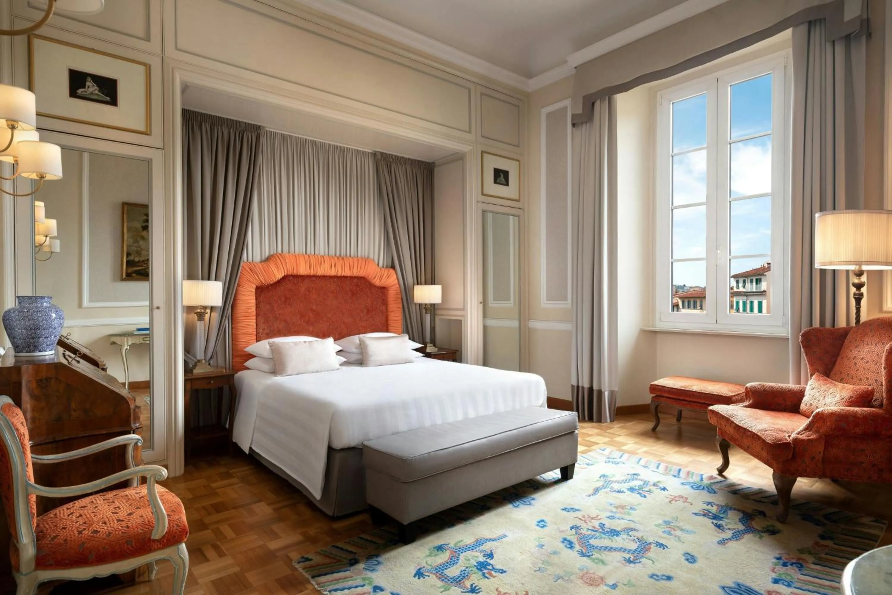 Bedroom, Bed in Sina Villa Medici, Autograph Collection