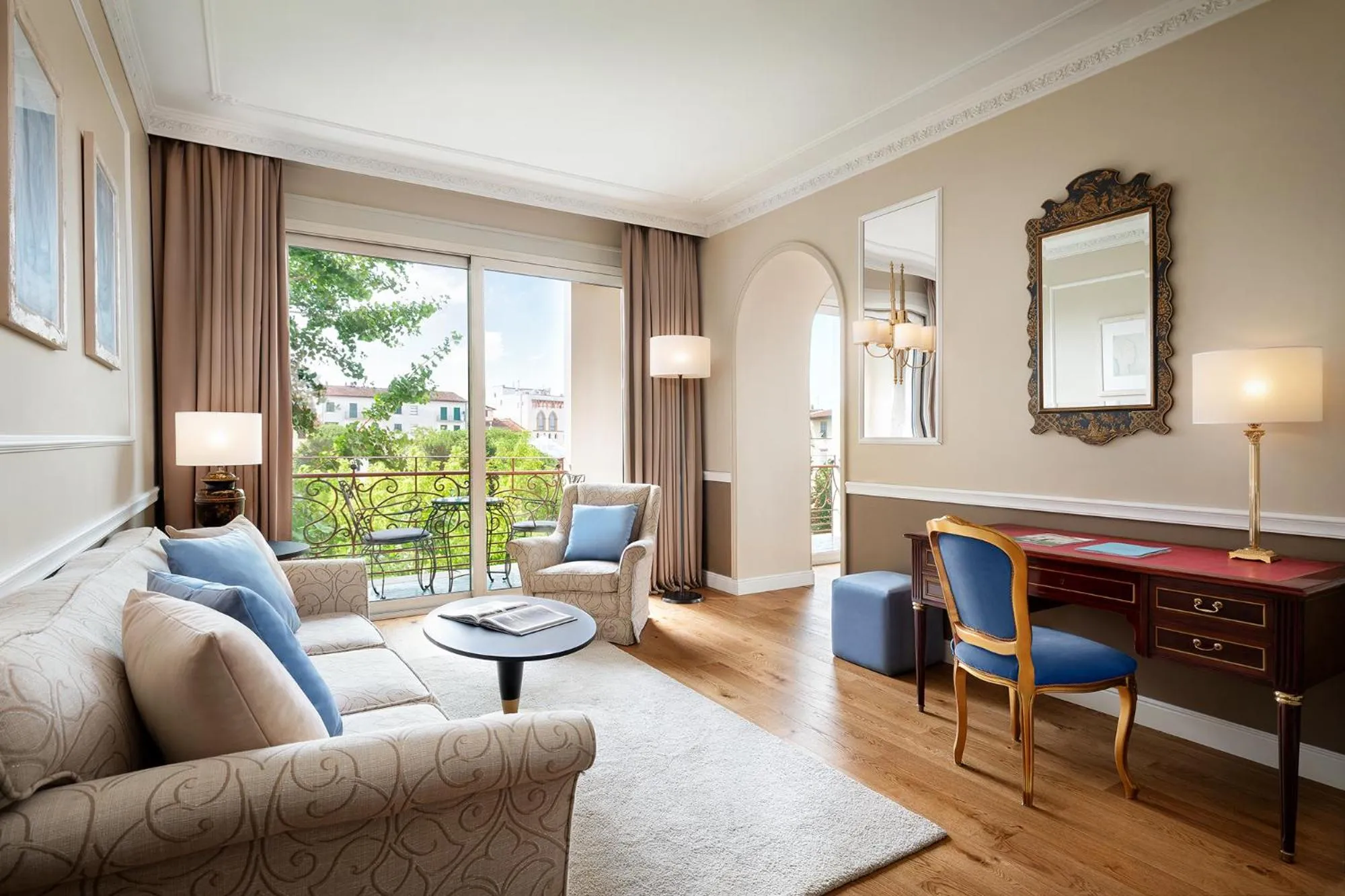 Living room in Sina Villa Medici, Autograph Collection