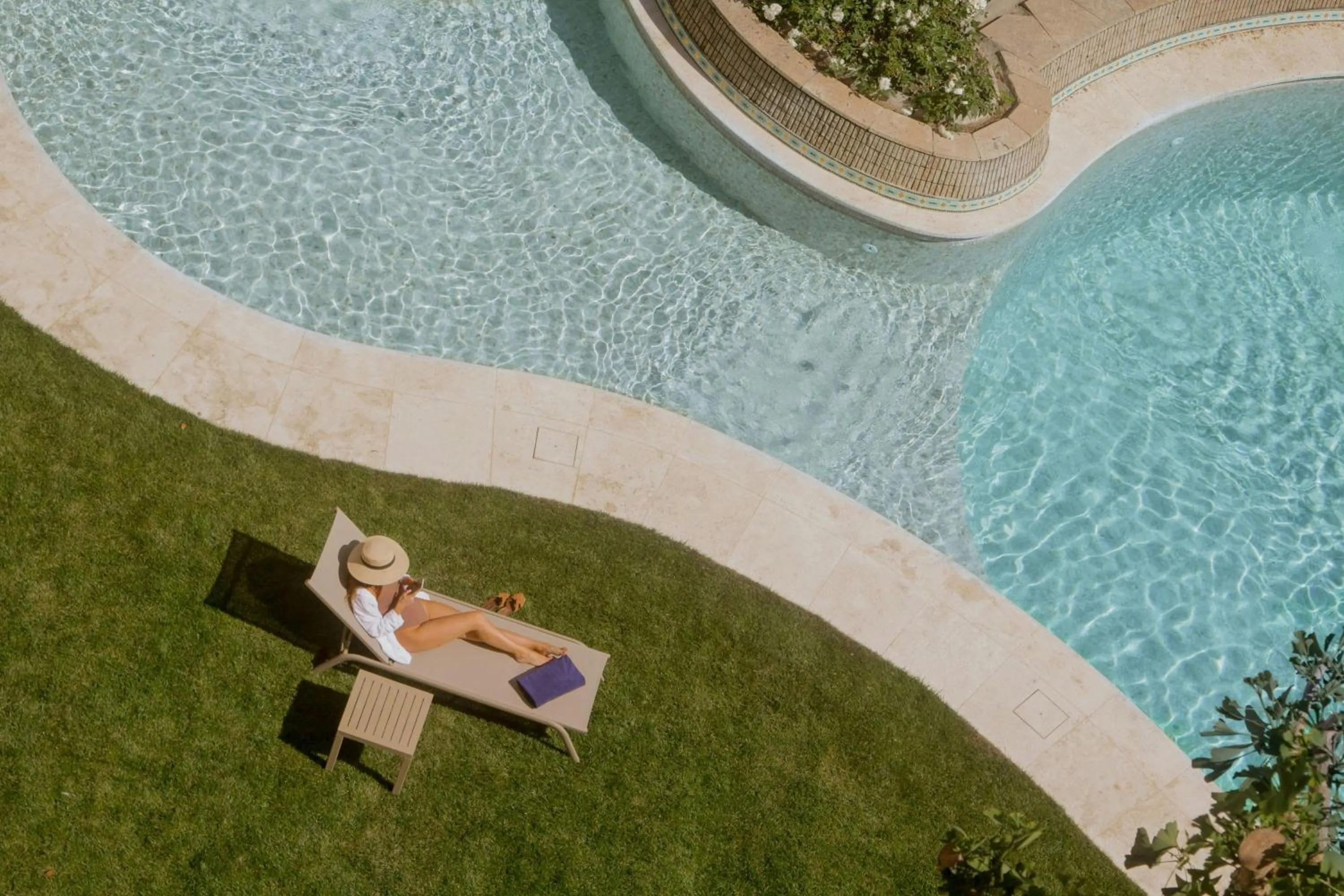 Swimming pool in Sina Villa Medici, Autograph Collection