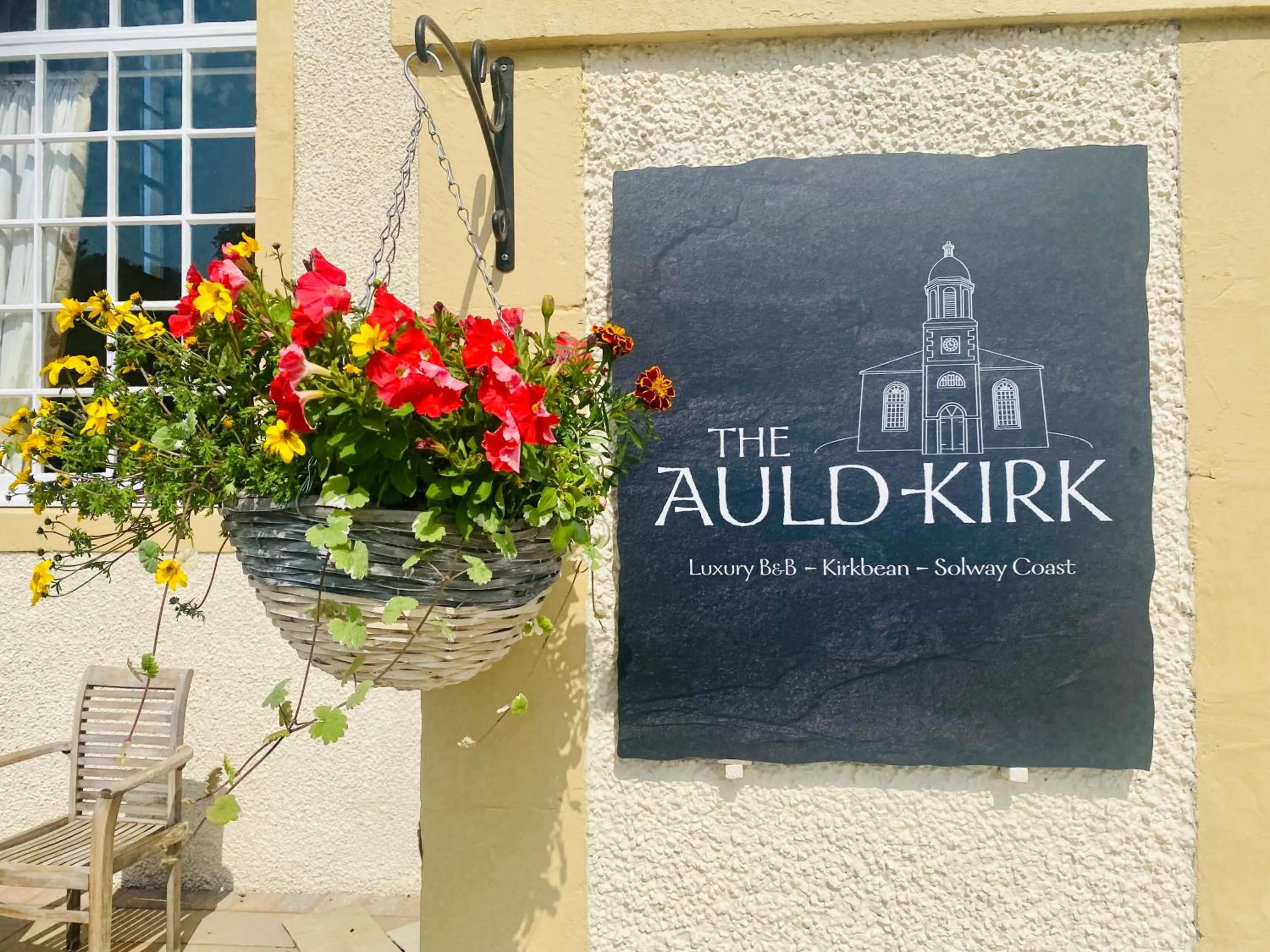 Property logo or sign in The Auld Kirk