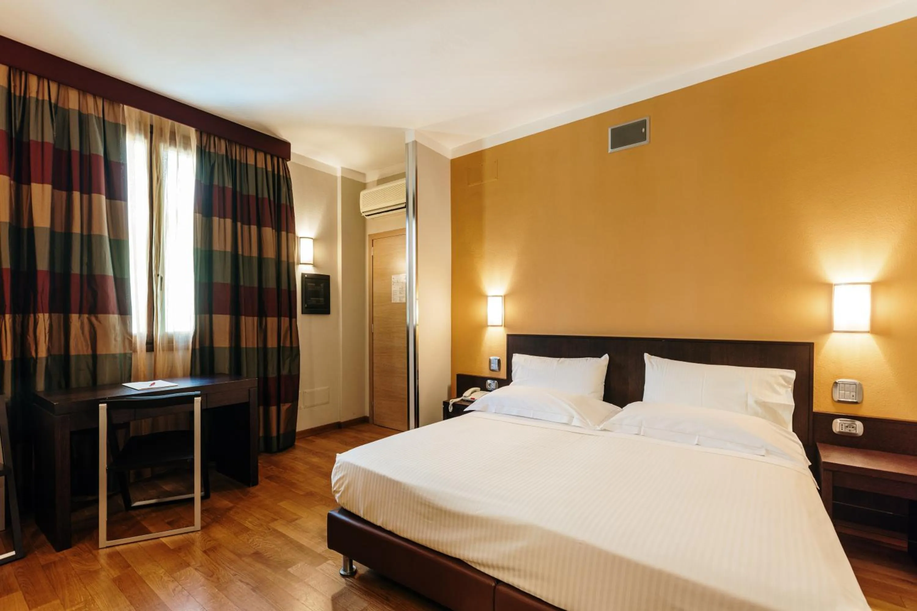 Bed in Hotel Dei Vicari