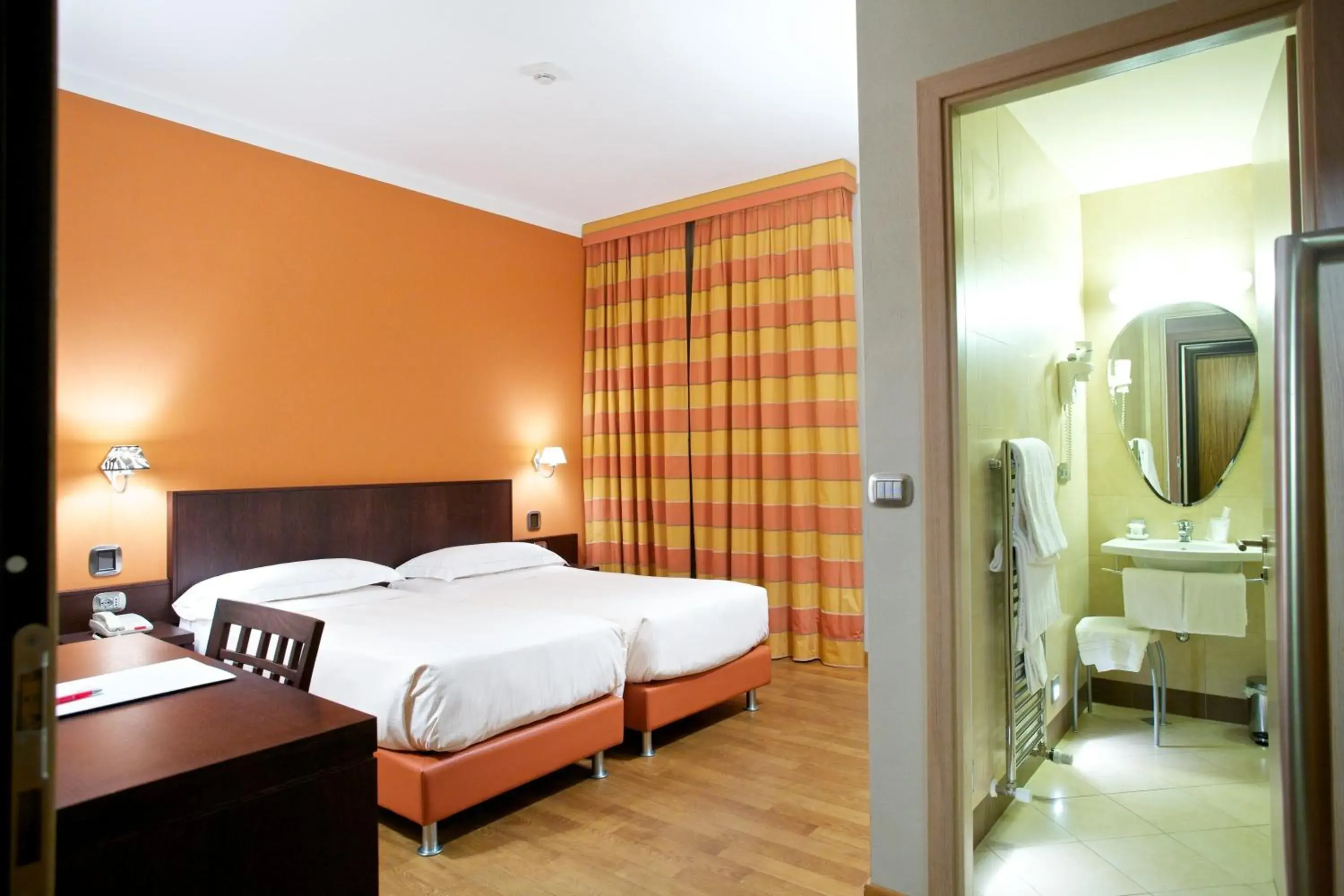 Superior Double or Twin Room in Hotel Dei Vicari Superior Double or Twin Room in Hotel Dei Vicari