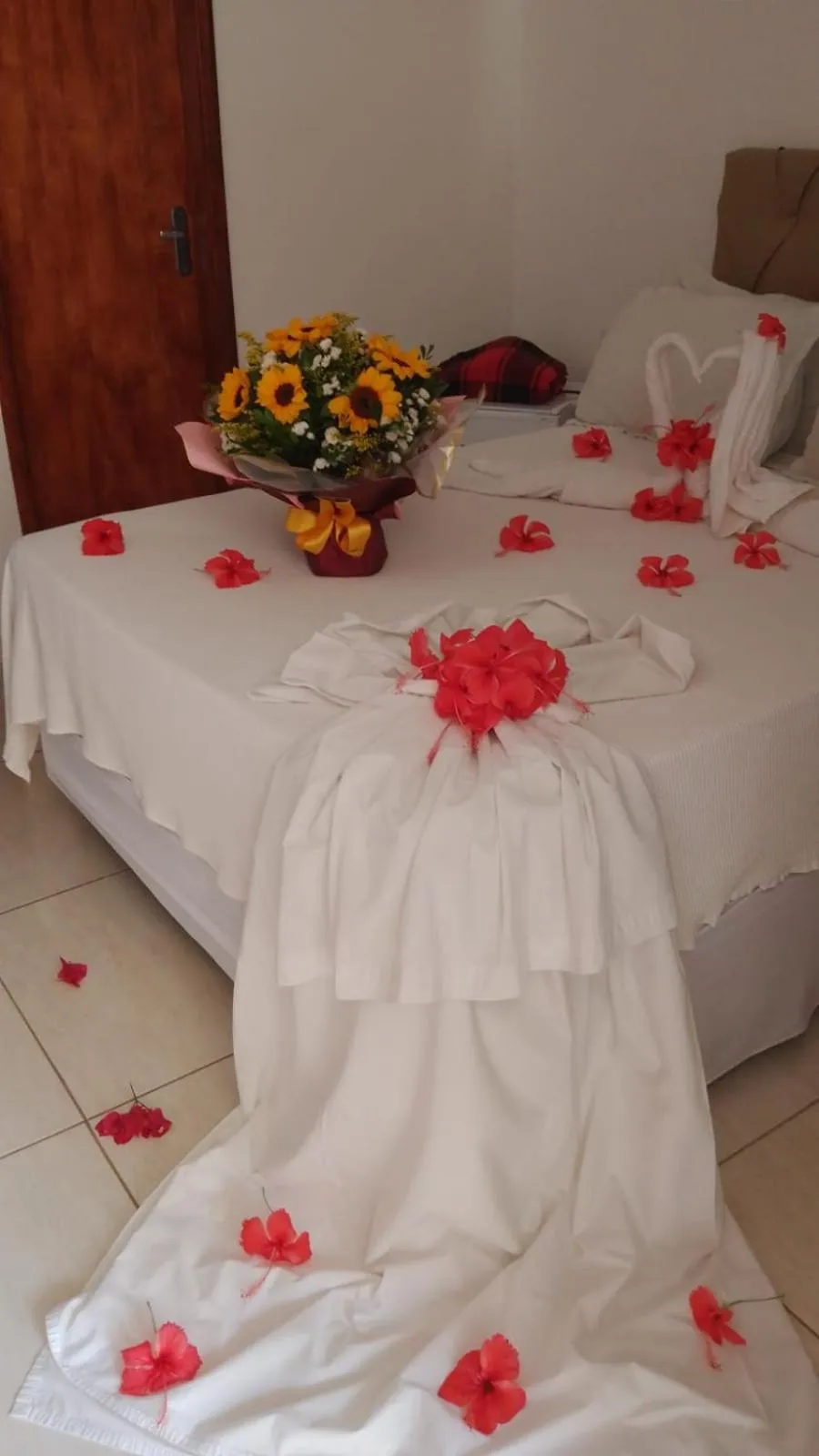 Property building, Bed in Pousada Aconchego do Maraca