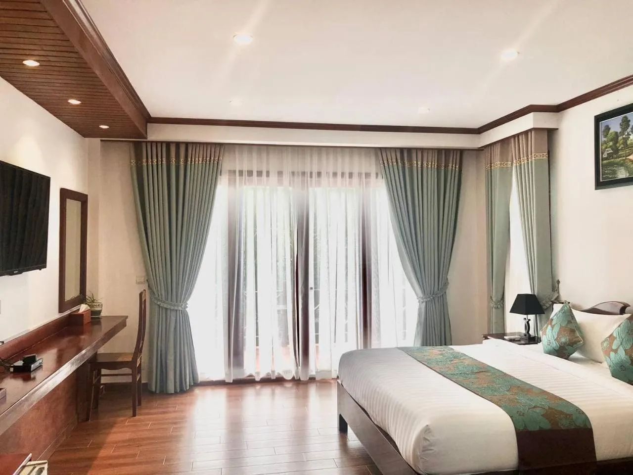 Bed in Lodge Moni Essara Kampot