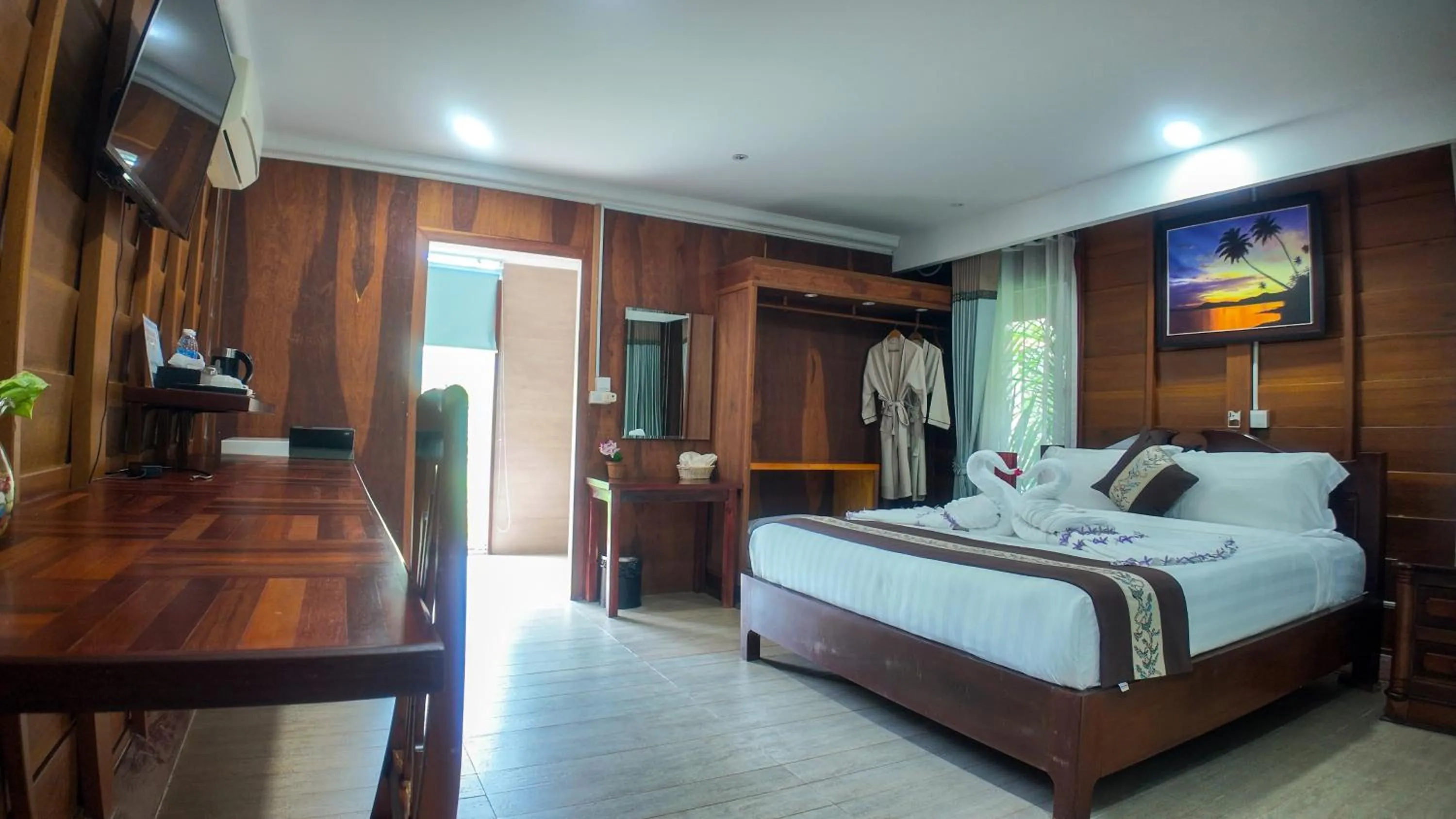 Bed in Lodge Moni Essara Kampot