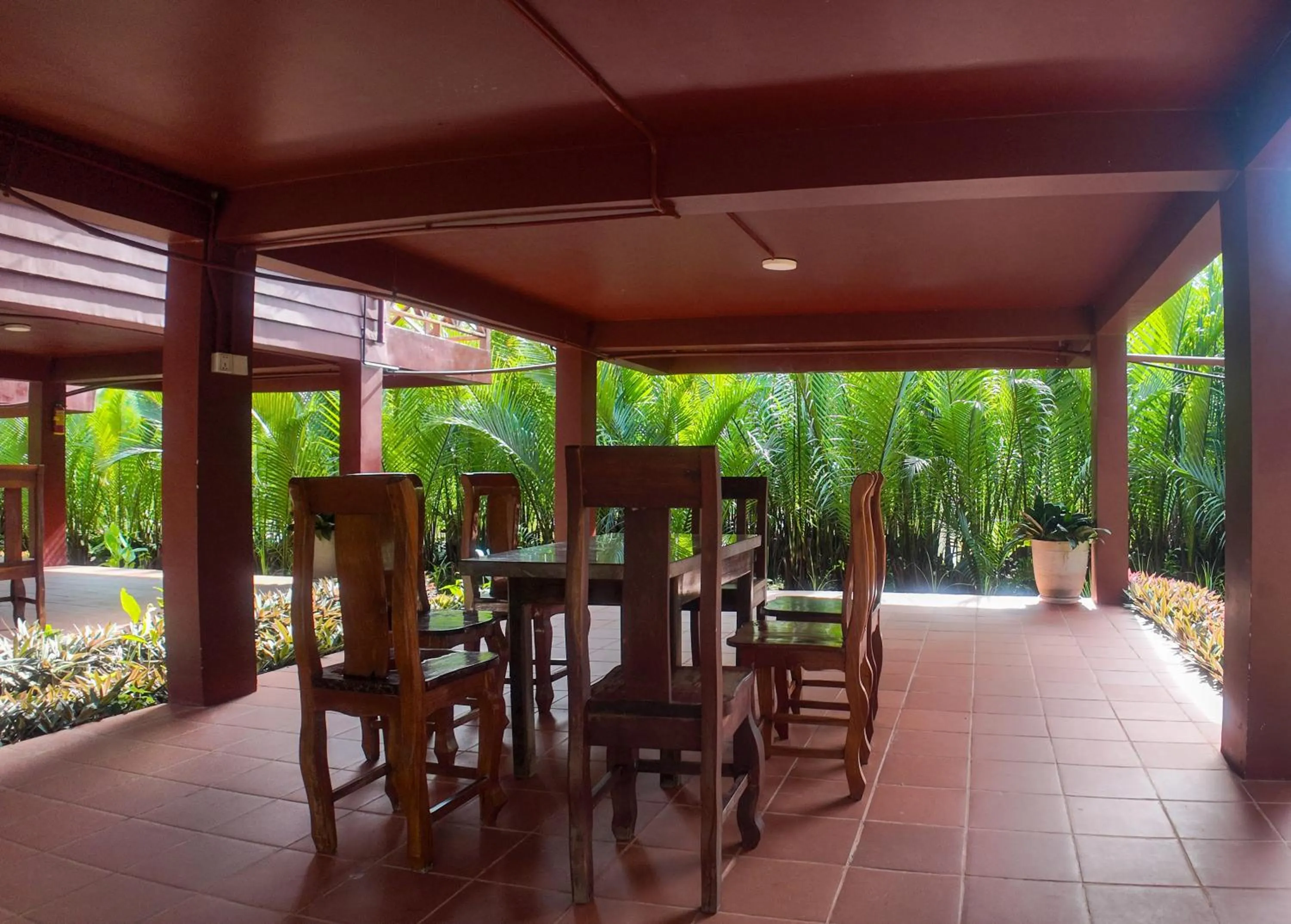 Balcony/Terrace in Lodge Moni Essara Kampot