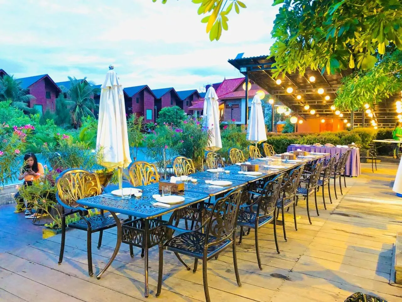 Restaurant/places to eat in Lodge Moni Essara Kampot