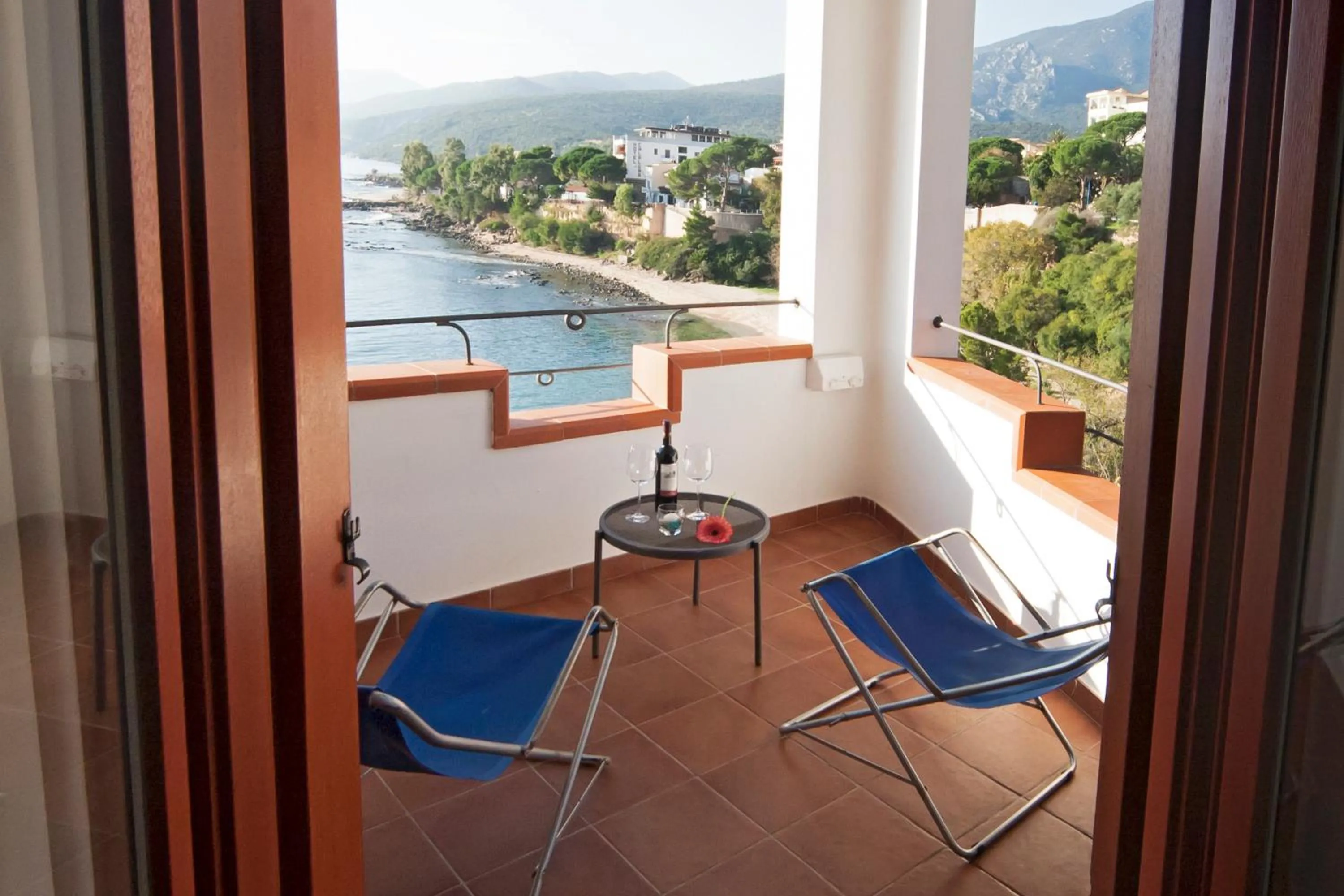 BUE MARINO Hotel & Rooftop Bar